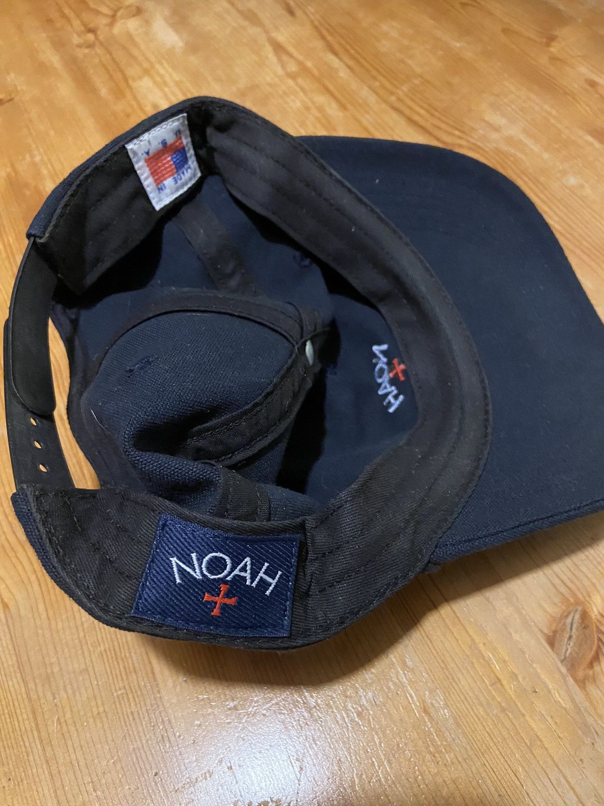 Noah Noah core logo 5 panel snapback. Heavy cotton twill in navy. Size ONE SIZE - 6 Thumbnail