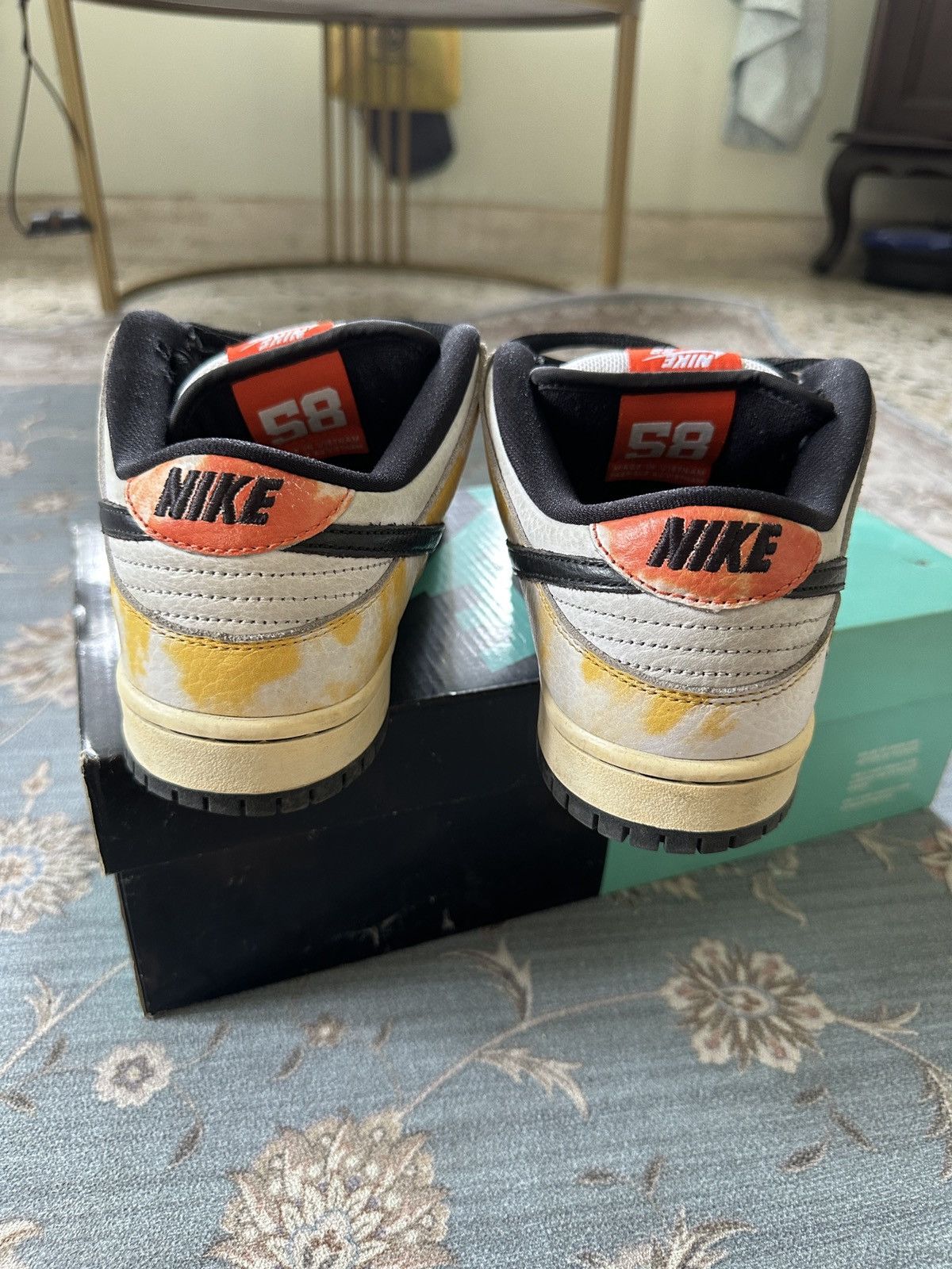 Nike Nike SB Dunk Raygun Size US 7 / EU 40 - 4 Thumbnail