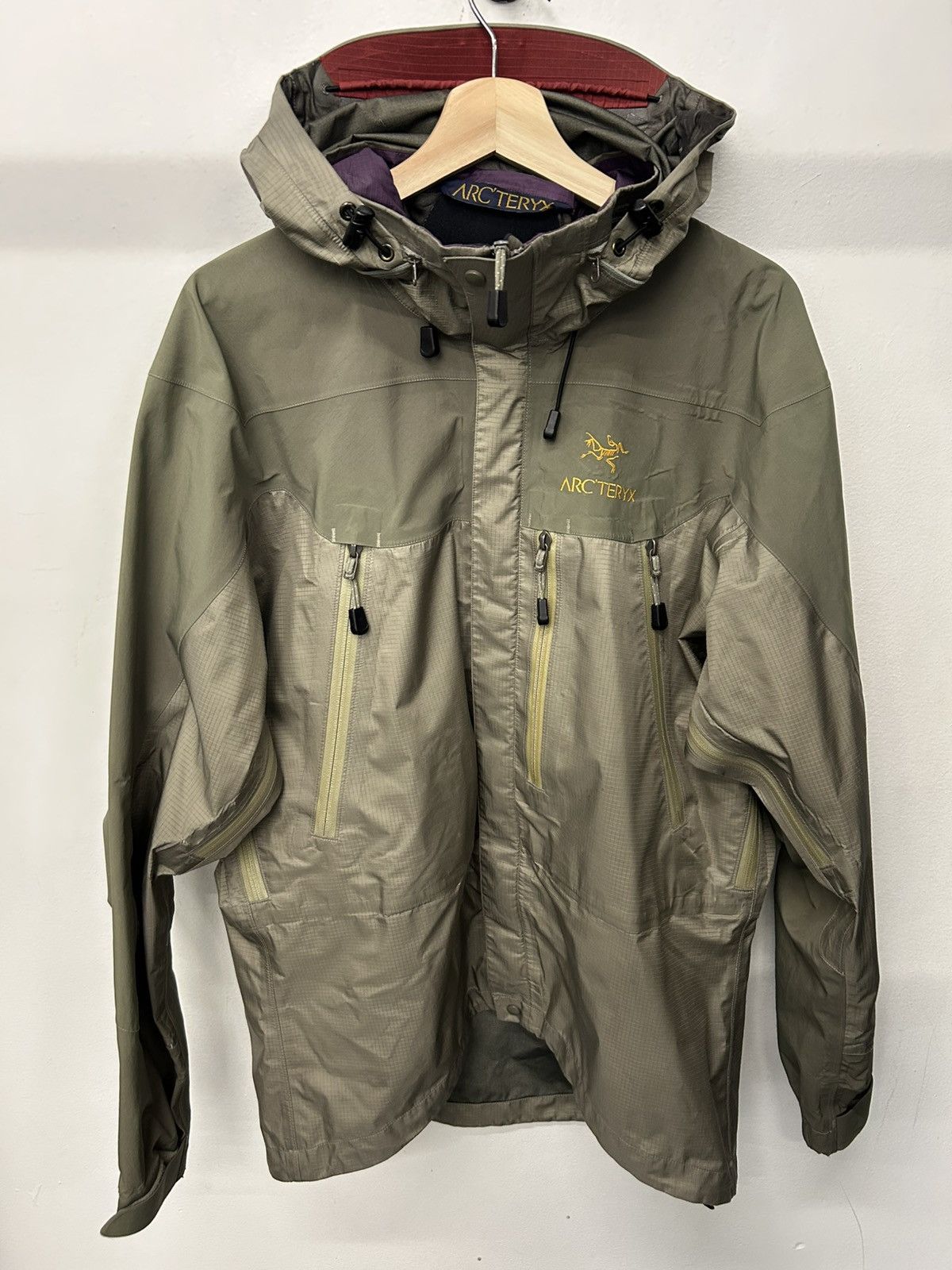 90s 00s Arc’teryx Theta lt jacket stone Arc'teryx Arc'teryx stone theta 90s jacket | Grailed