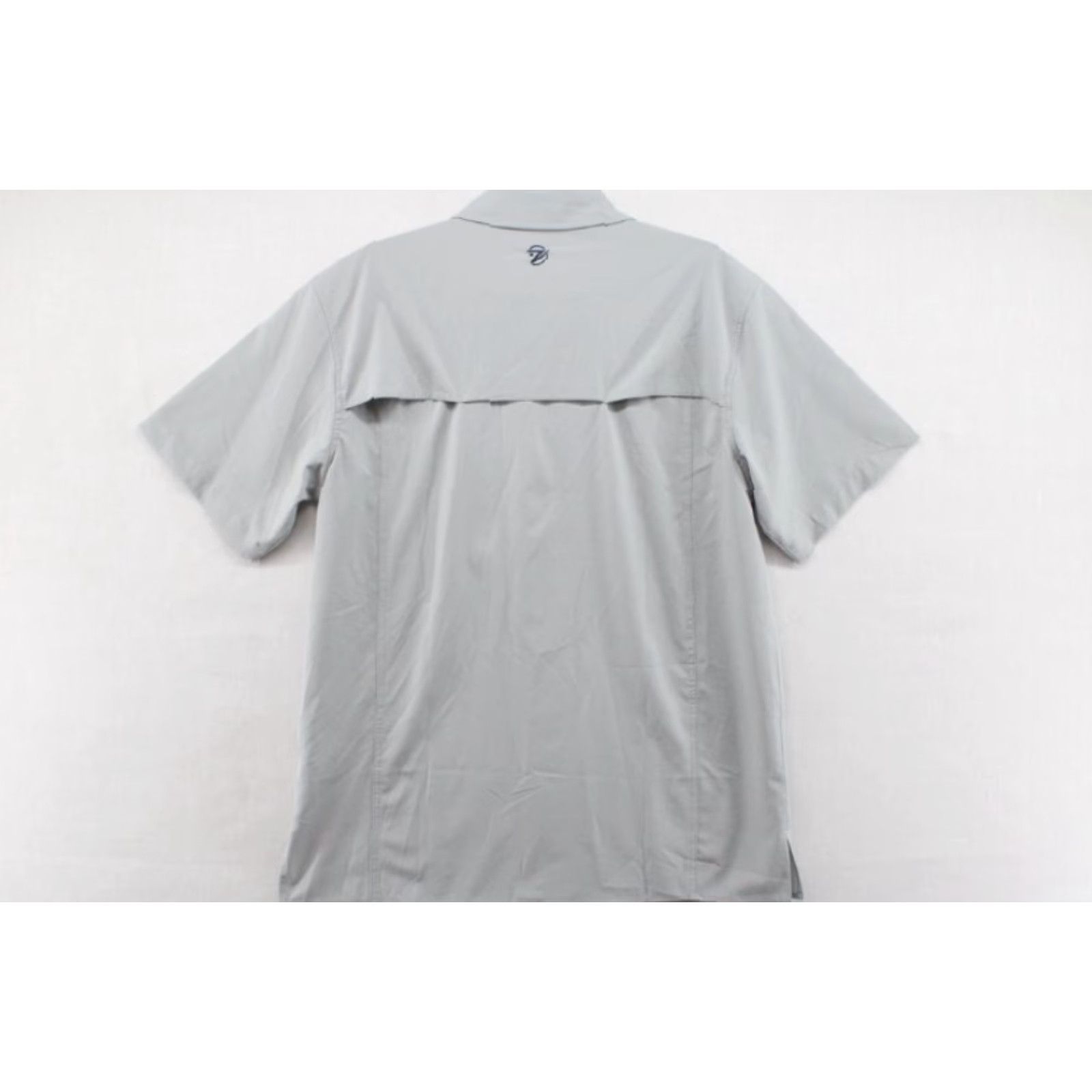 Vintage Gillz Fishing Tech Shirt Mens M Gray Vented Short Sleeve Button-Up Casual Shirt Size US M / EU 48-50 / 2 - 6 Thumbnail