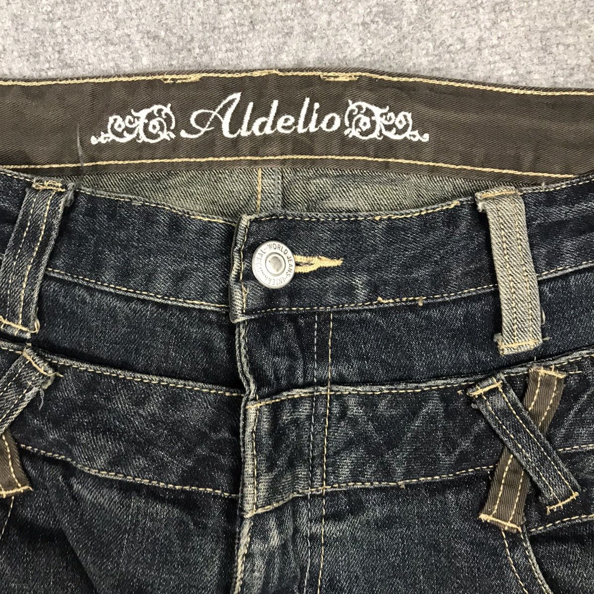 If Six Was Nine × Japanese Brand × Le Grande Bleu (L.G.B.) DOUBLE WAIST JAPANESE STYLE ALDELIO DENIM PANTS Size US 32 / EU 48 - 6 Thumbnail
