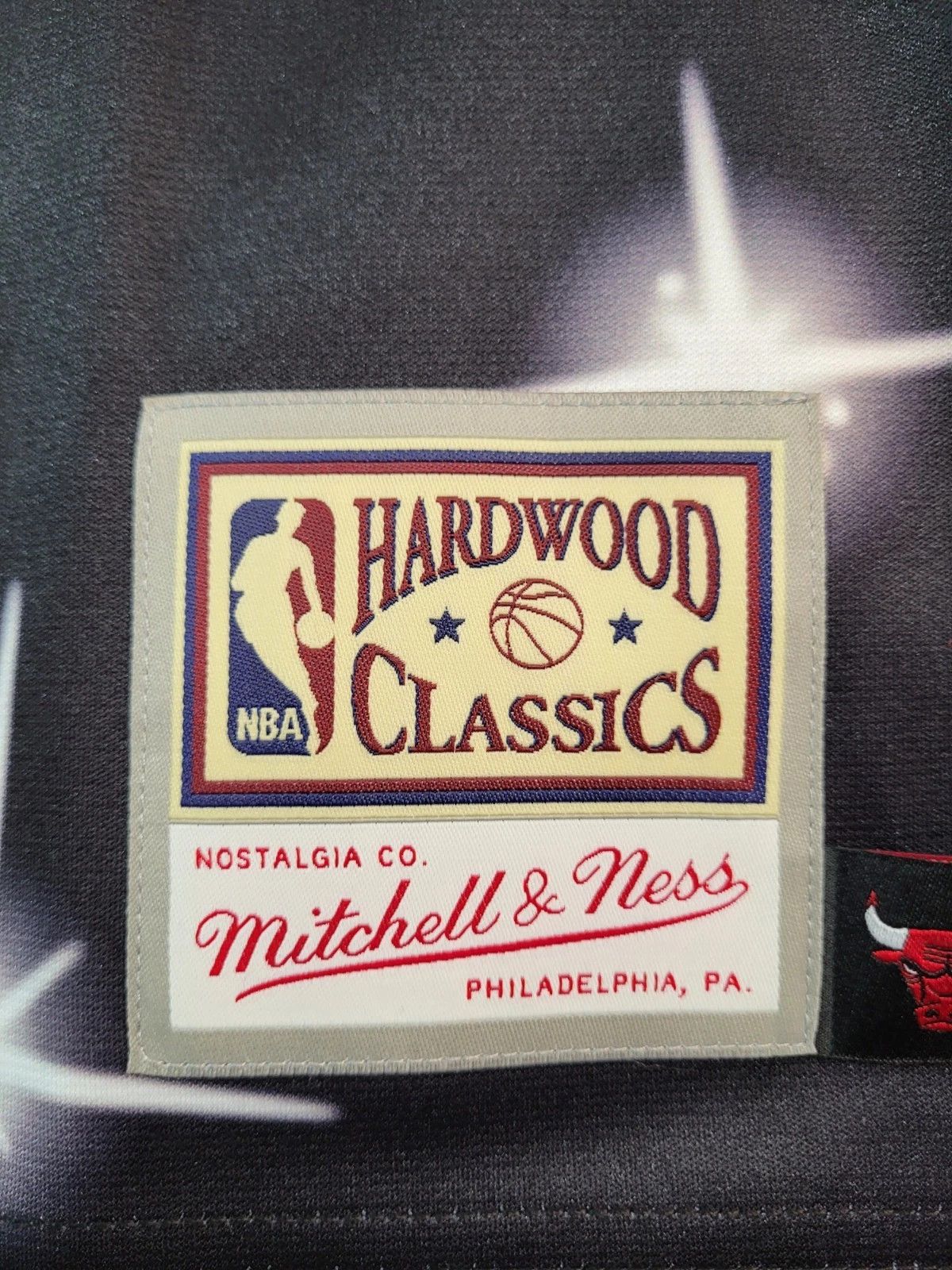 Mitchell & Ness Mitchell & Ness NBA Chicago Bulls Airbrush Swingman Jersey Size US XL / EU 56 / 4 - 6 Thumbnail