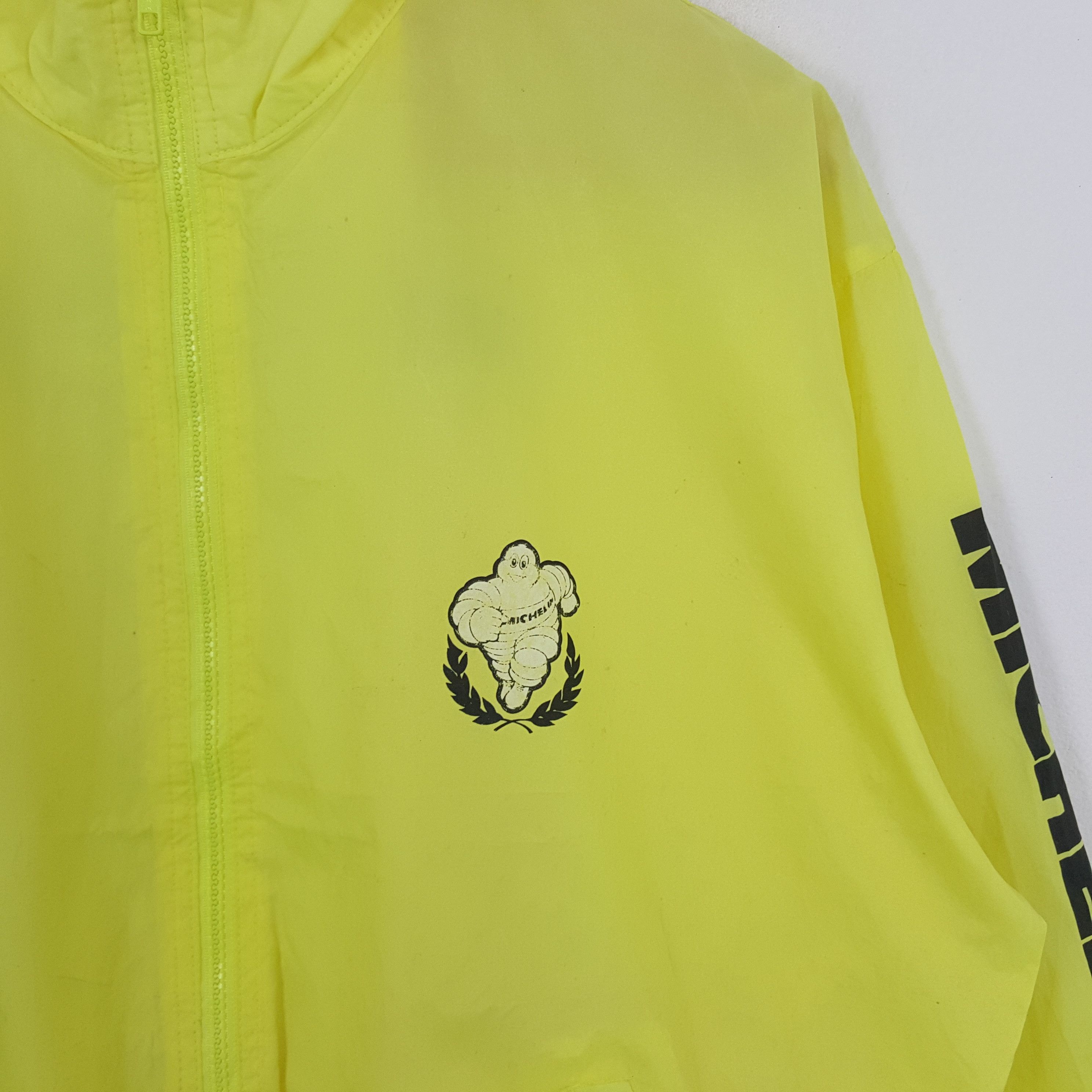 Vintage Vintage Michelin Tyre Motorsports Team Windbreaker Jacket Size US L / EU 52-54 / 3 - 4 Thumbnail