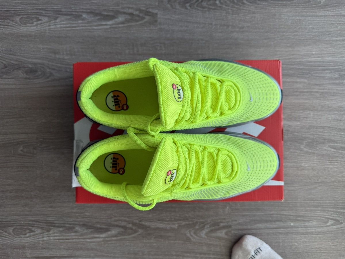Nike DV3337-700 DN nike airmax Size US 9 / EU 42 - 3 Thumbnail