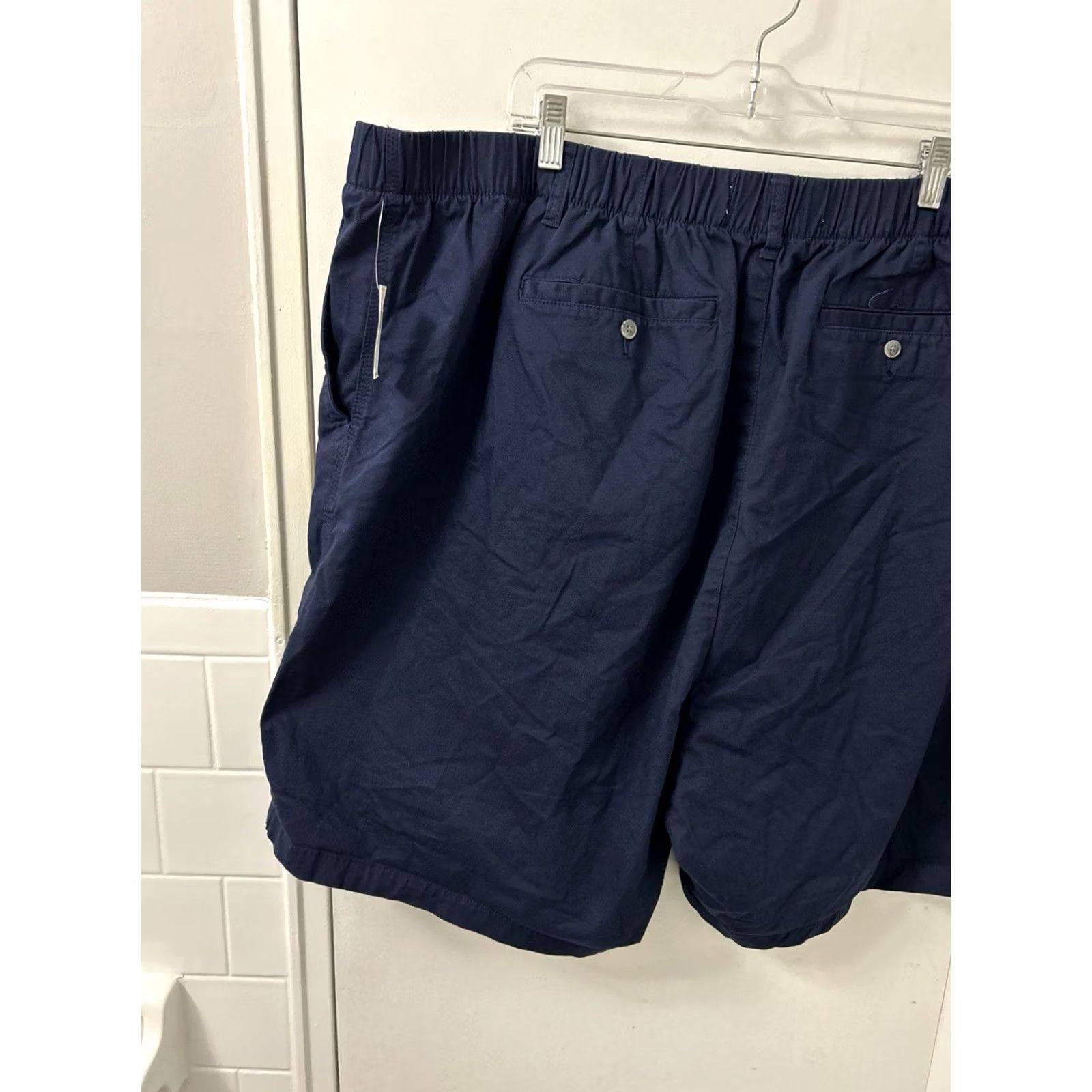 Old Navy Old Navy Everyday Shorts Mens 4XL Navy Blue Elastic Waist Cotton Stretch NWT Regular VINTAGE? Size US 39 - 7 Thumbnail