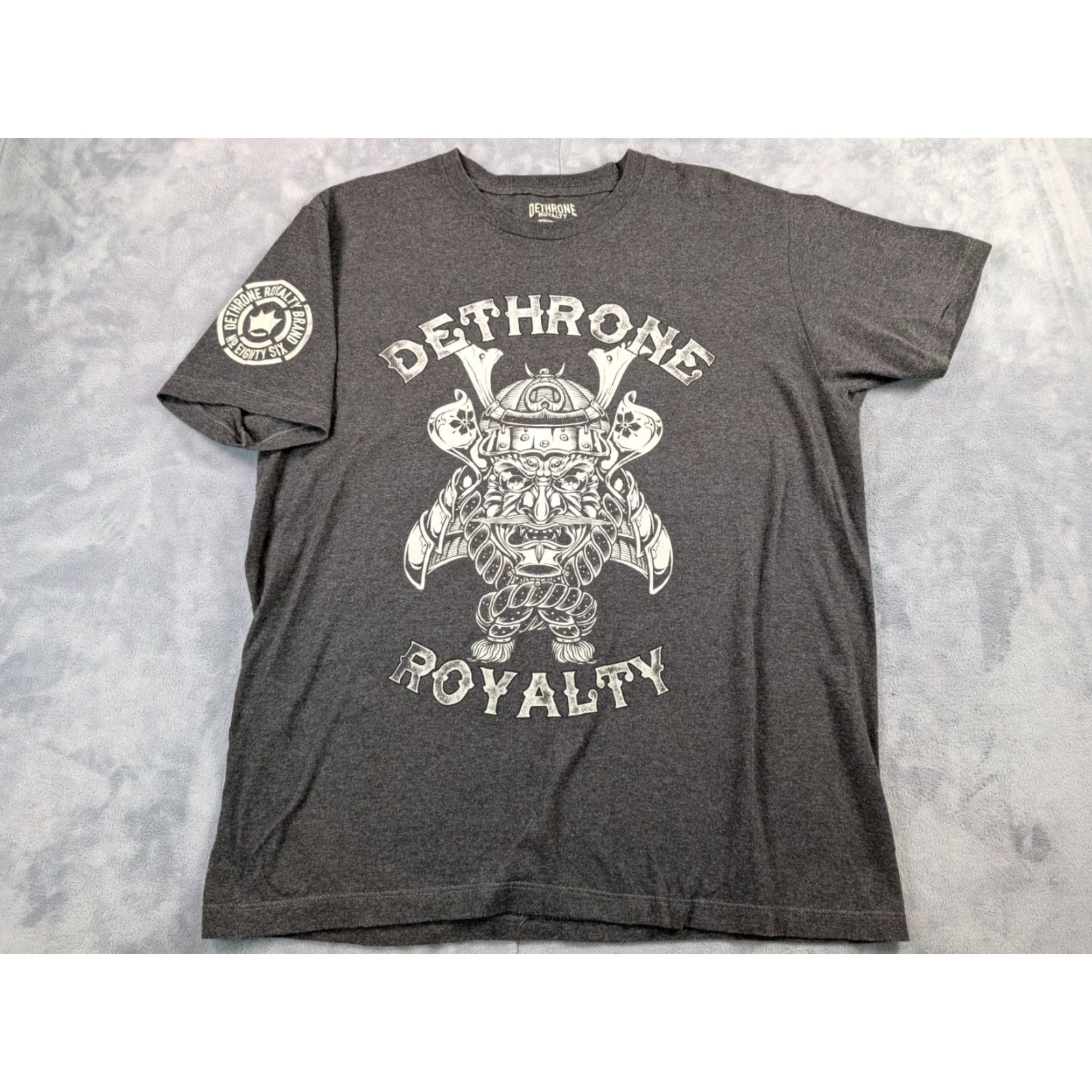 Vintage Dethrone Royalty T-Shirt Mens Gray Graphic Print Oni Mask Samurai Swords Size L Size US L / EU 52-54 / 3 - 2 Thumbnail