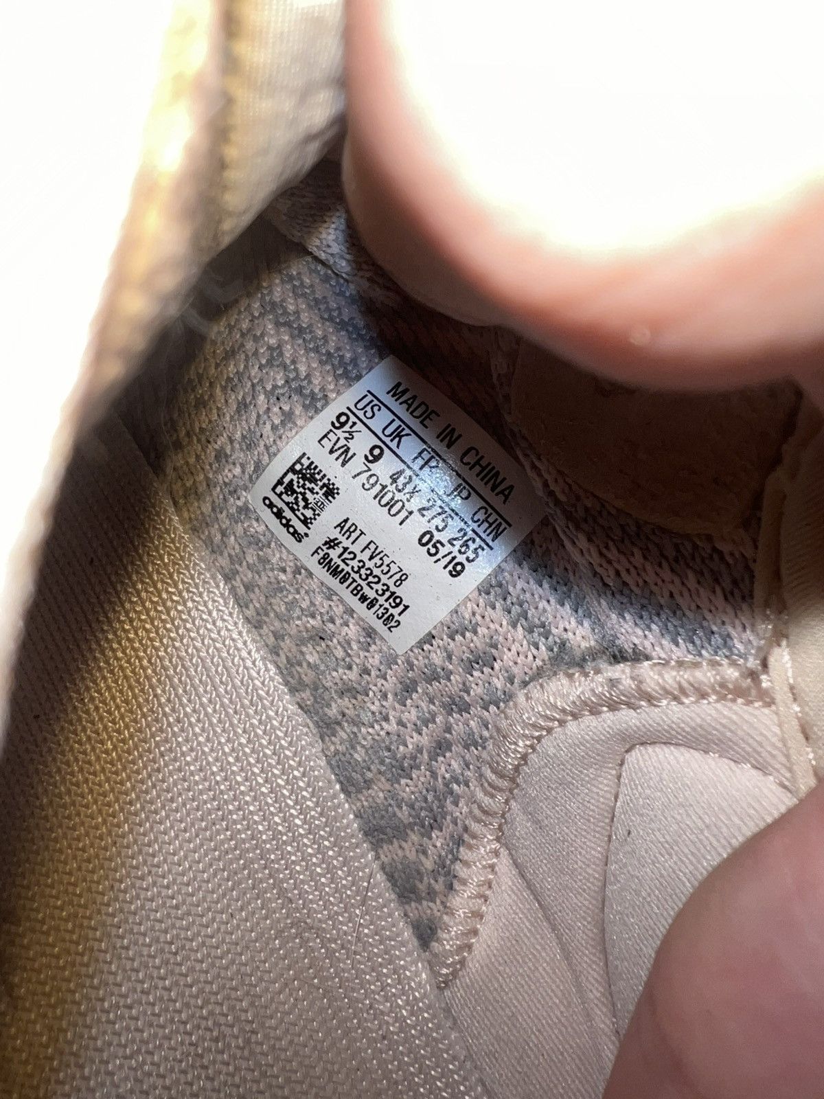Adidas Yeezy boost 350v2 synth nf sz9.5 Size US 9.5 / EU 42-43 - 6 Thumbnail