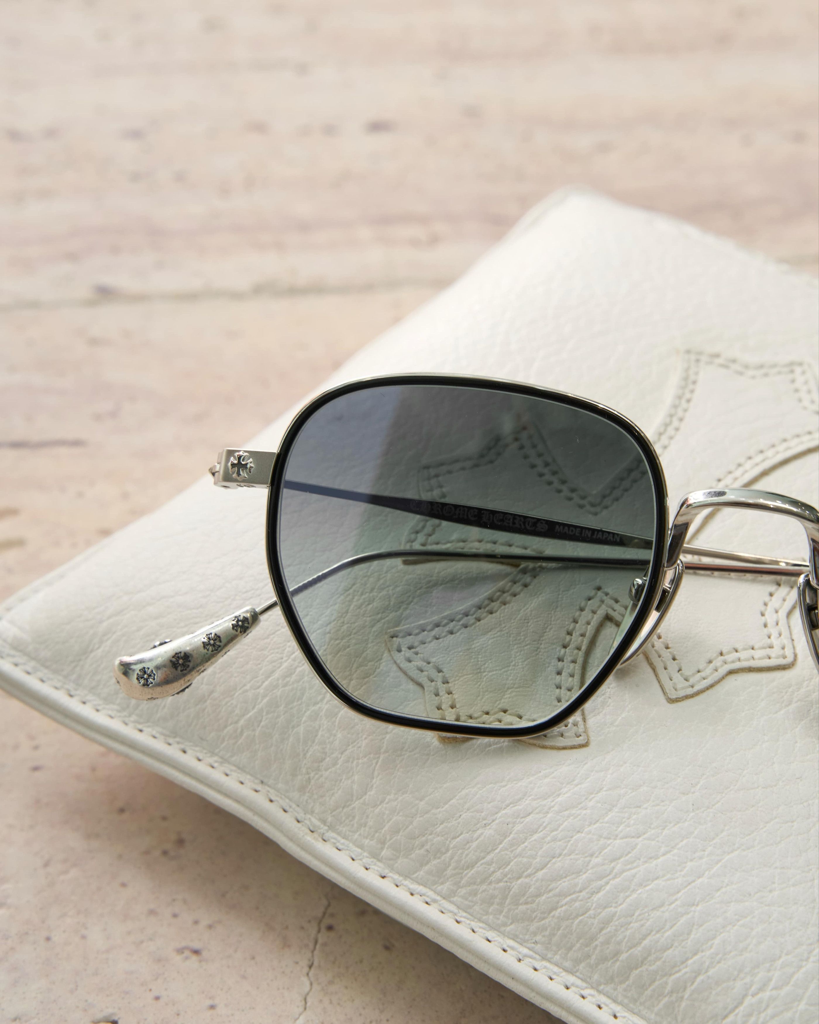 CHROME HEARTS BONE PRONE I Black/Shiny Silver