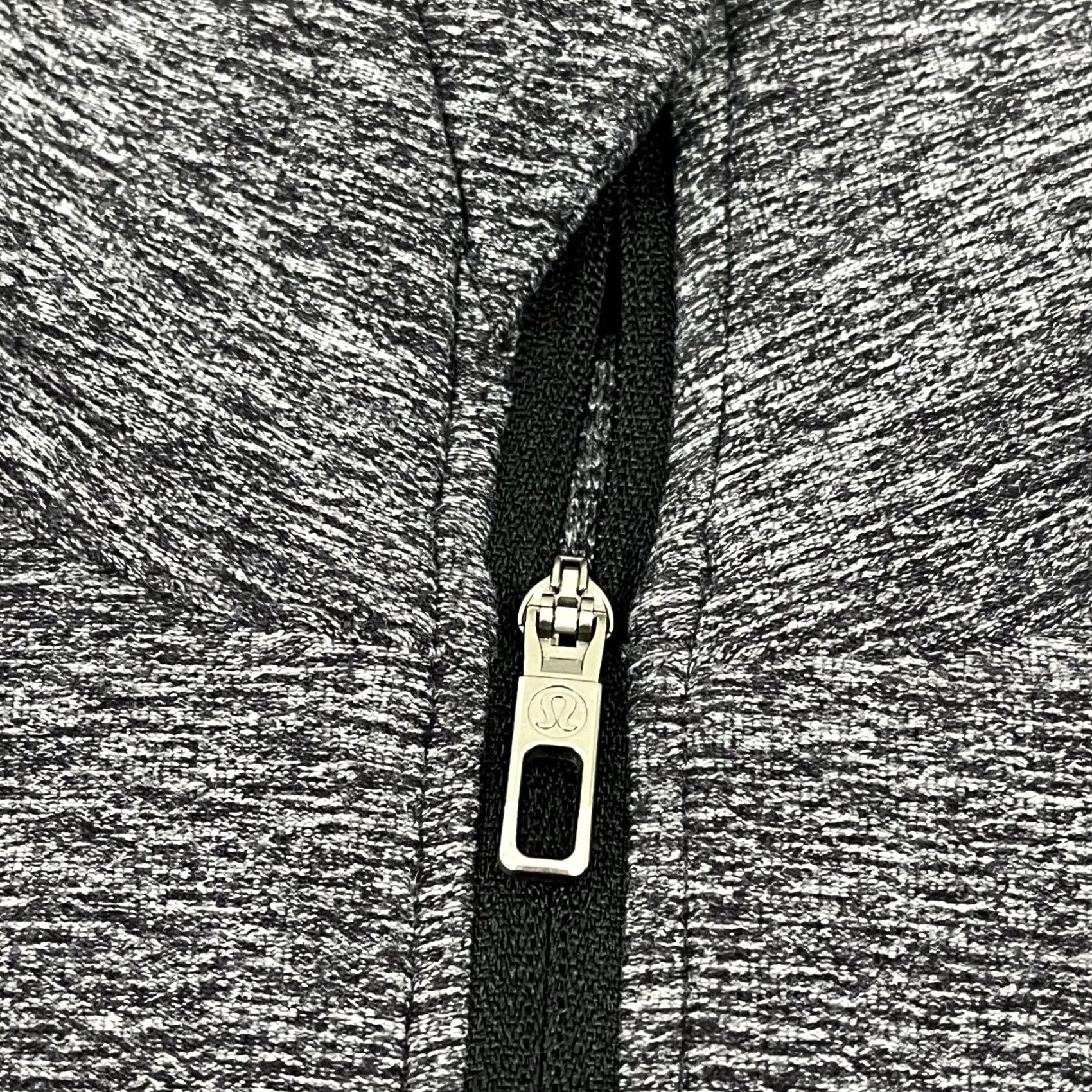Lululemon Lululemon Pullover Mens S Heather Gray Active Performance Quarter Zip Golf Prep Shirt Size US S / EU 44-46 / 1 - 7 Thumbnail