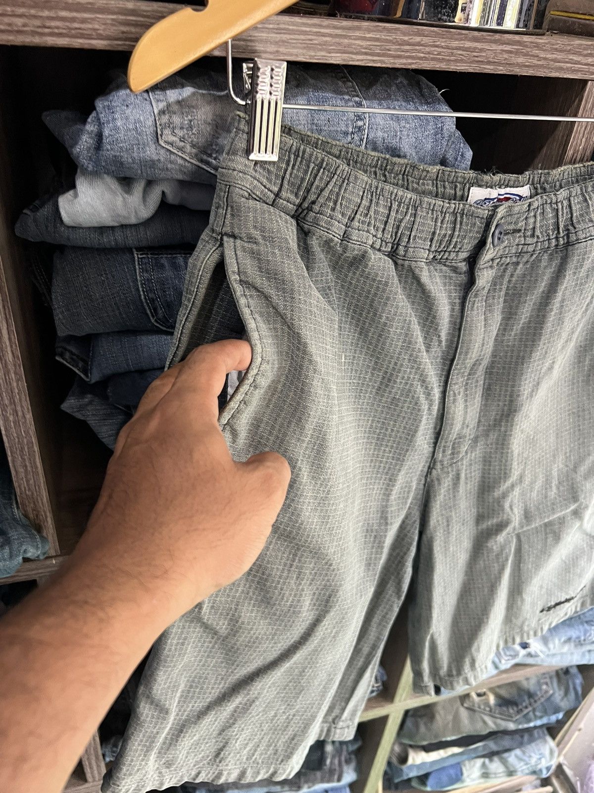 Lightning Bolt 🔥Sun Faded Lightning Bolt Short Pant Size US 29 - 8 Thumbnail