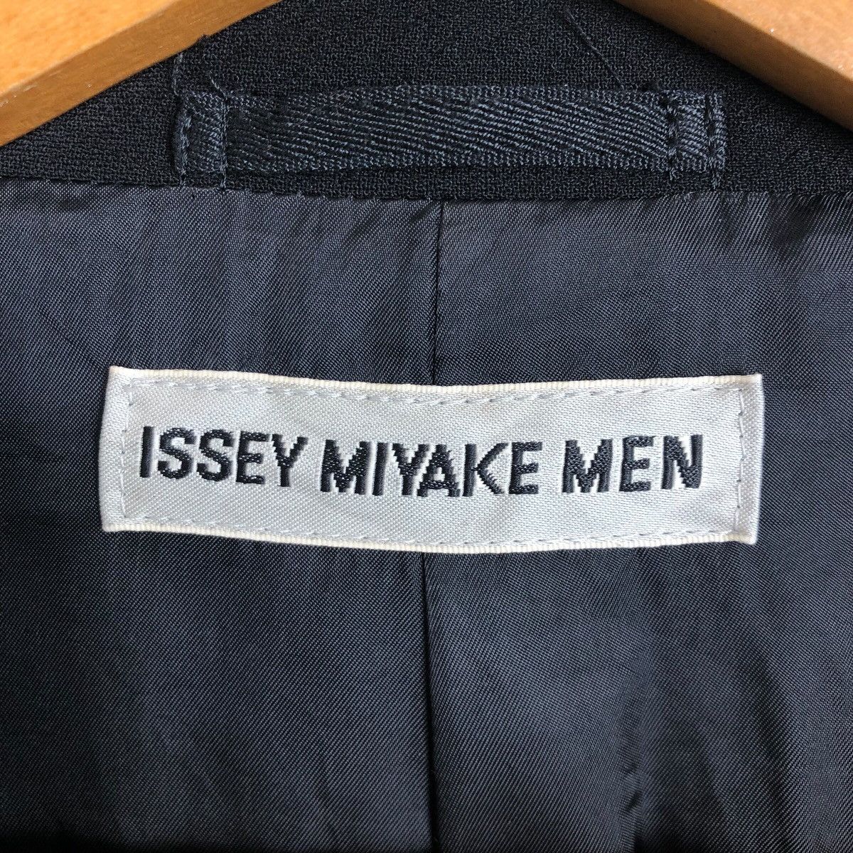 Issey Miyake Vintage Issey Miyake Men S/S 2009 Mandarin Collar Wool Coat Size US L / EU 52-54 / 3 - 8 Thumbnail