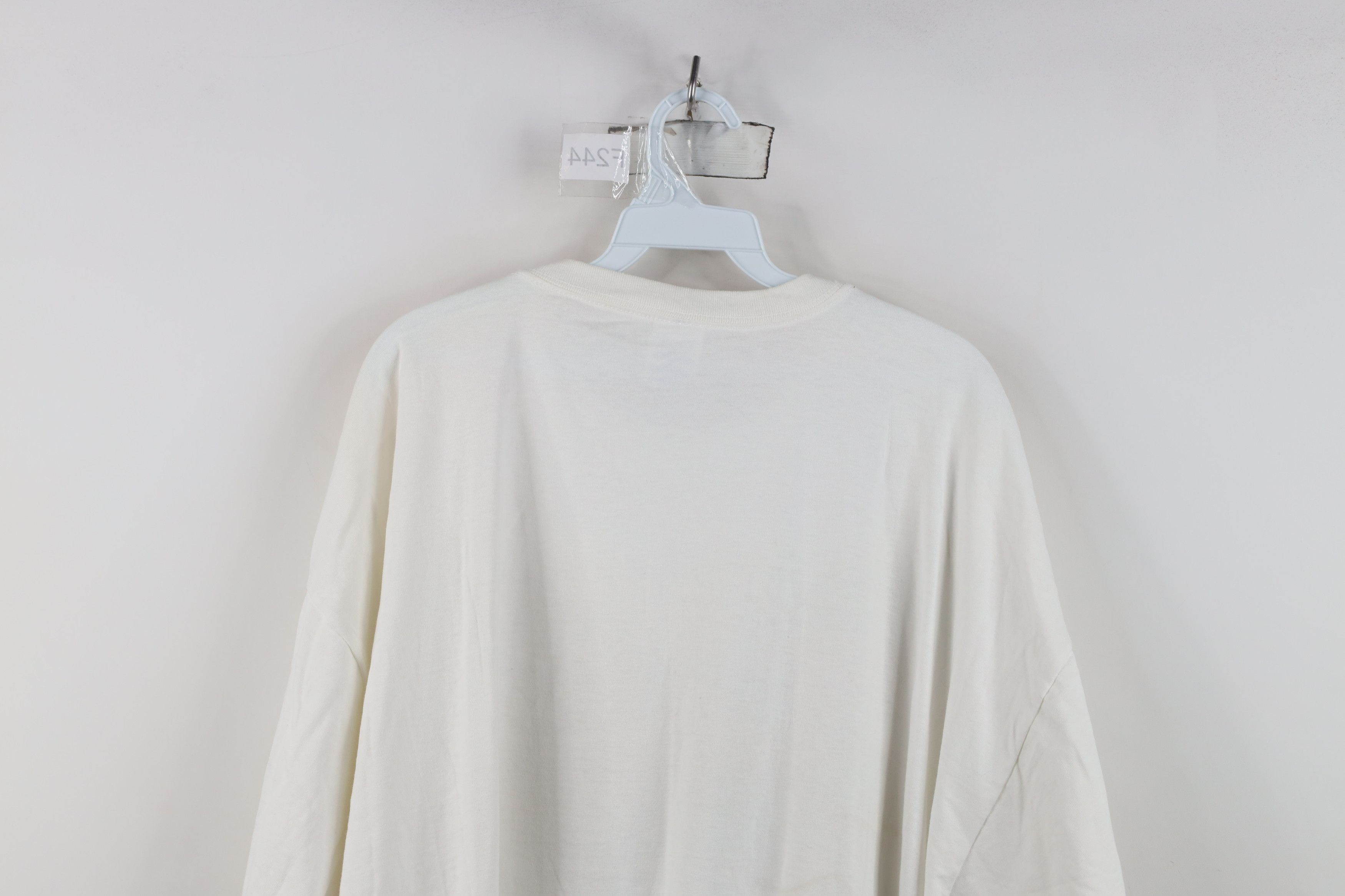 Vintage Deadstock Vintage 90s Y2K Burst Butterfly T-Shirt White Size XXL / US 16-18 / IT 52-54 - 12 Thumbnail