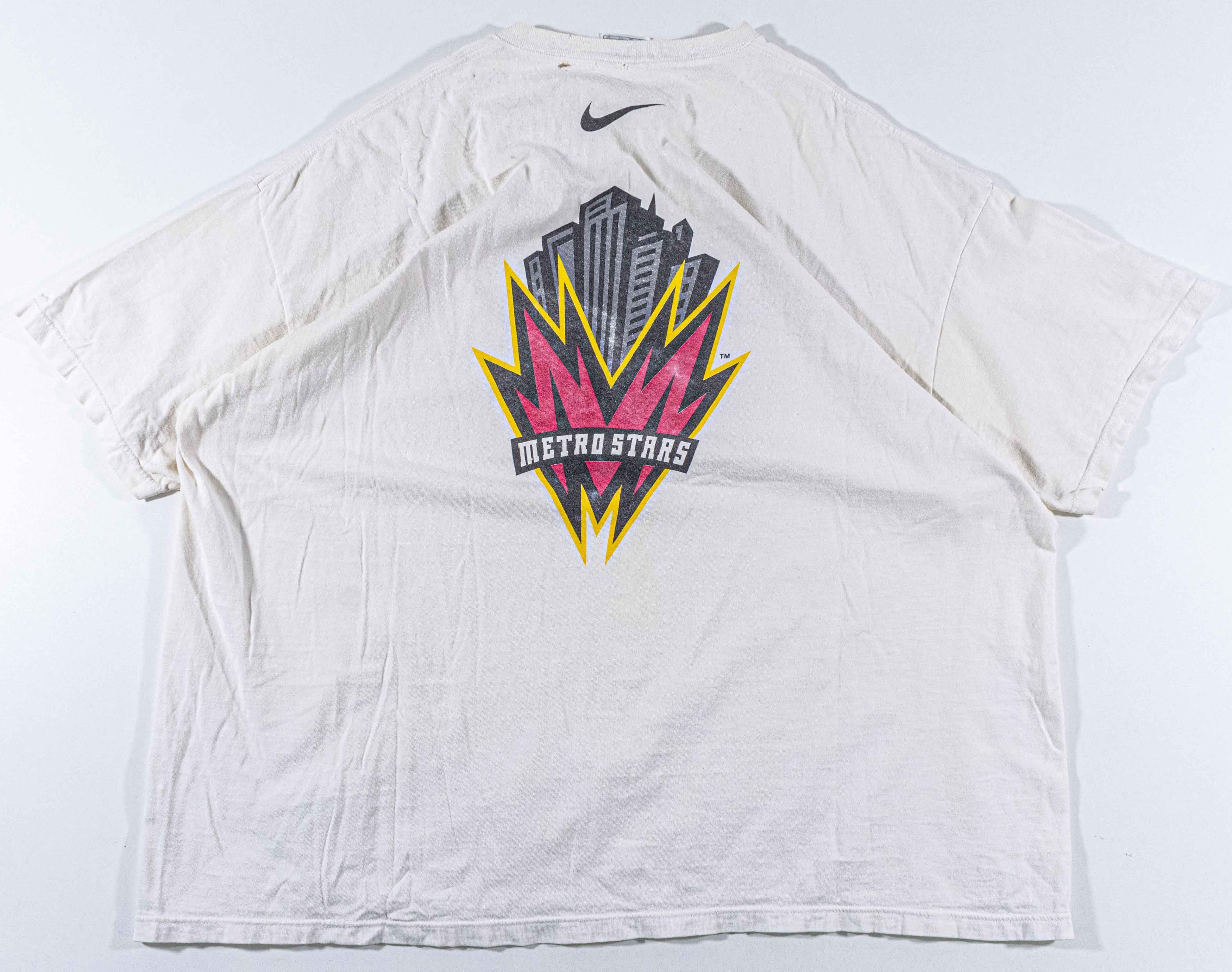 Nike NIKE New York MetroStars Taxi Swoosh T-Shirt Distressed Size US XXL / EU 58 / 5 - 1 Thumbnail