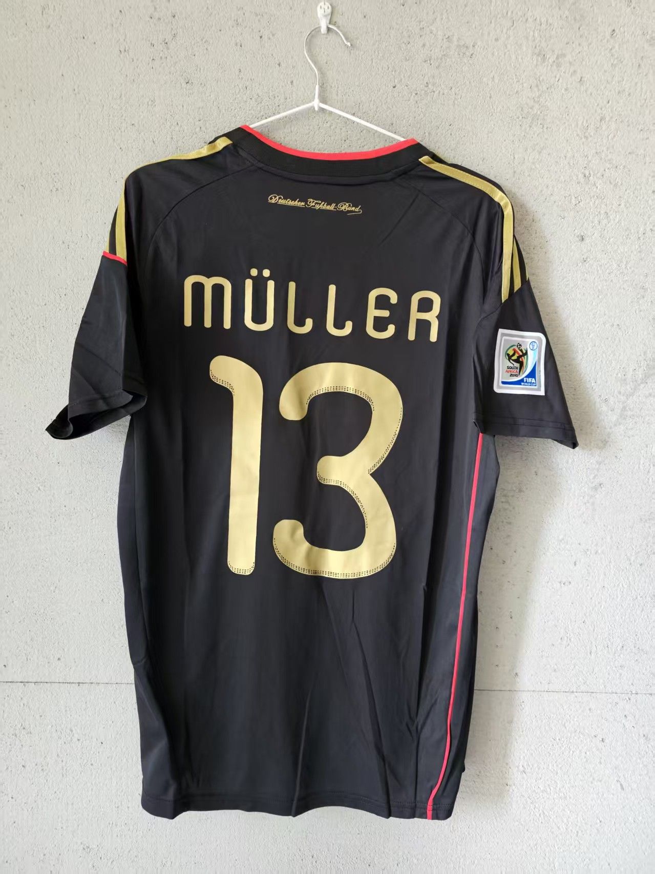 Other Thomas Müller Jersey 2010 Germany Away Size US XL / EU 56 / 4 - 2 Thumbnail