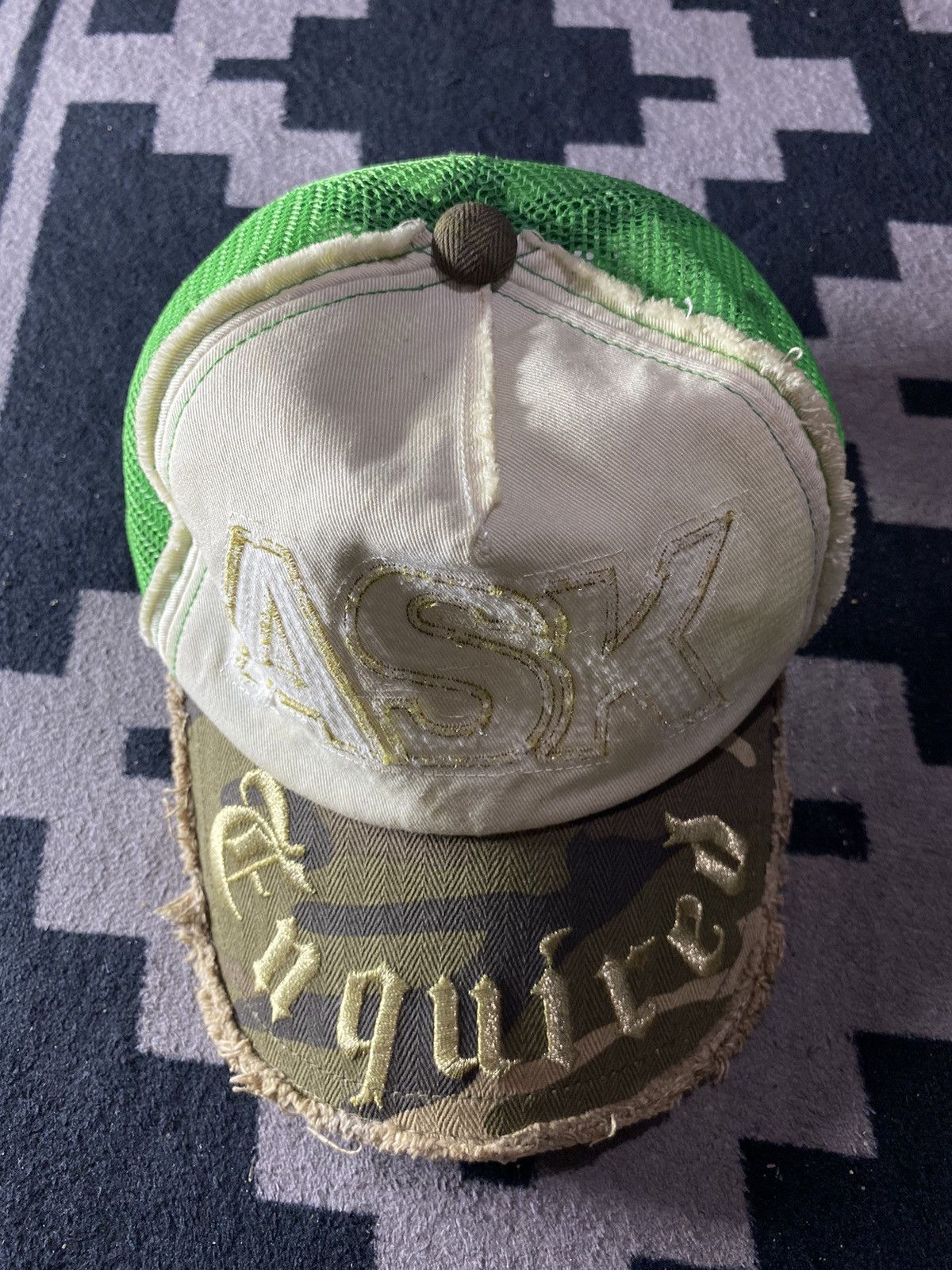 Hysteric Glamour × Japanese Brand Vintage ask enquired camo distressed trucker hats Size ONE SIZE - 2 Thumbnail