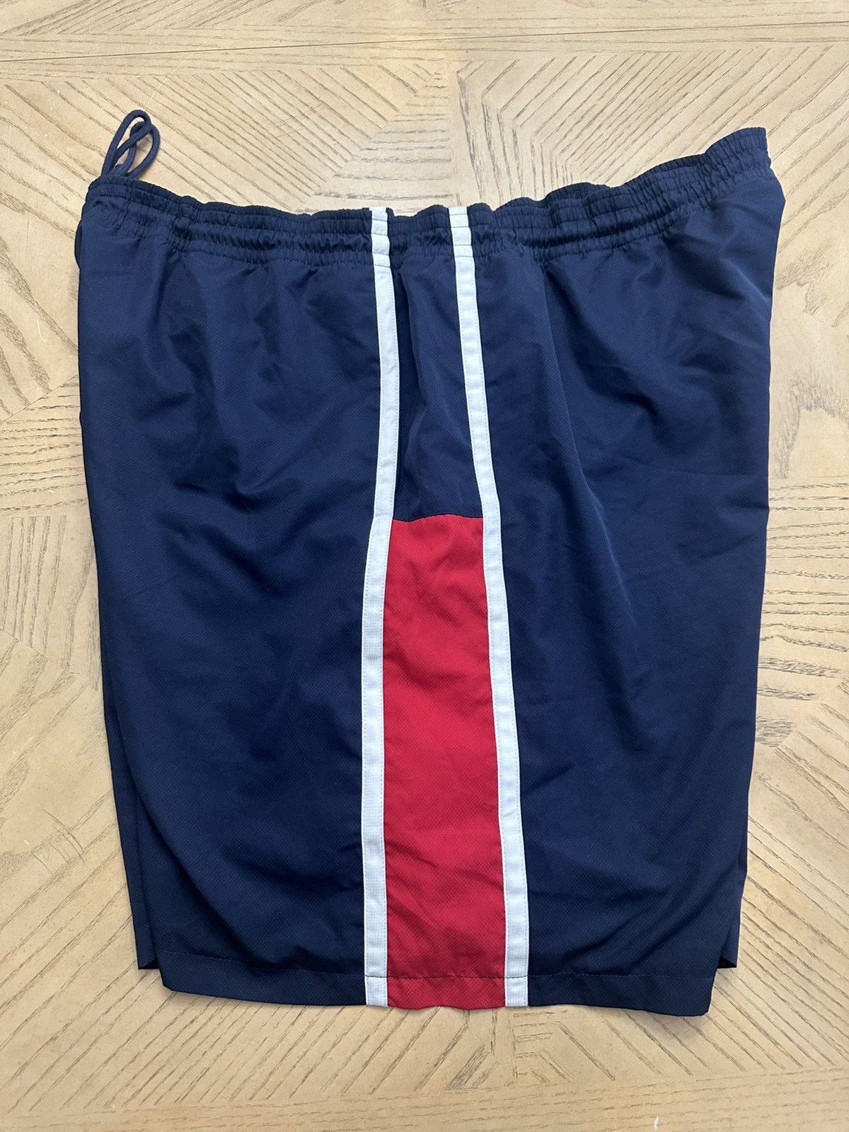 Lacoste Lacoste Men's Sporty Color Block Bermuda Shorts Size US 40 / EU 56 - 3 Thumbnail