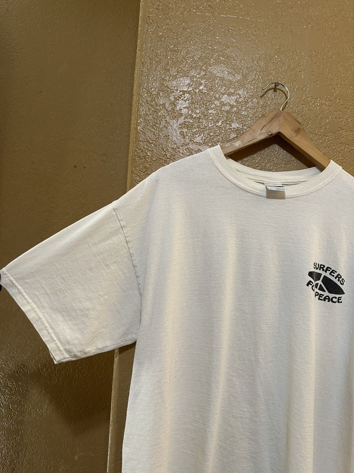 Vintage 🏄 vintage Surfers For Peace tee shirt xl Size US XL / EU 56 / 4 - 4 Thumbnail