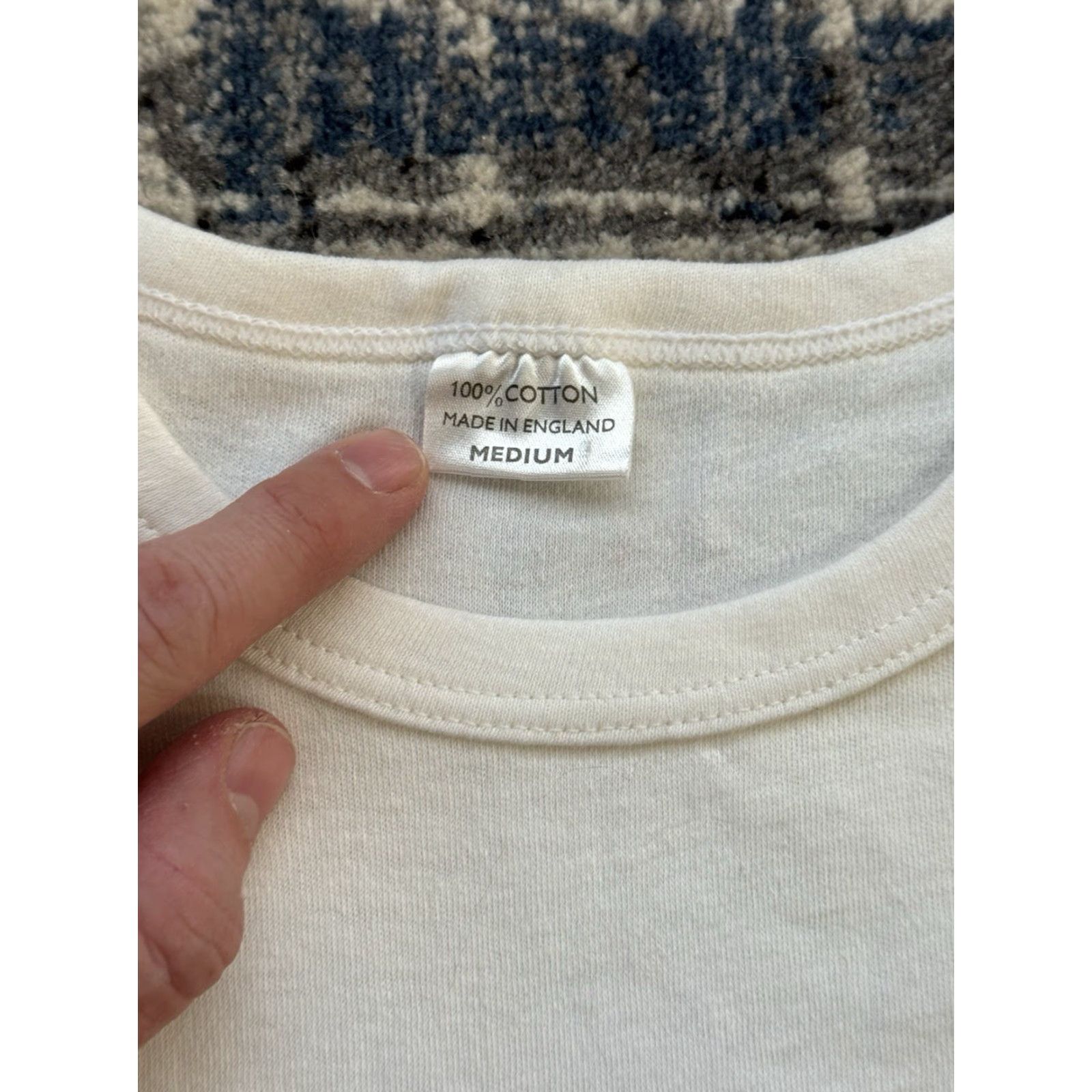 Vintage VINTAGE The Roman Temple Bath England Souvenir T Shirt Sz M Made in England Graphic Print Crew Neck Short Sleeve White Cotton Euro Tag Men 80s 1980s Size US M / EU 48-50 / 2 - 3 Thumbnail