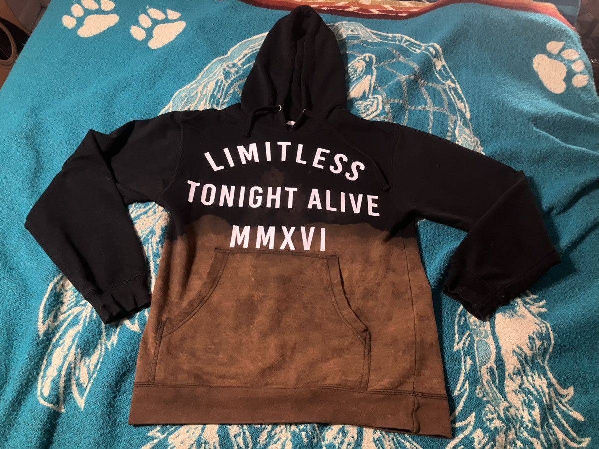 Hot Topic Tonight Alive Band Black Ombré Bleach Limitless Hoodie NEW Size US M / EU 48-50 / 2 - 2 Thumbnail