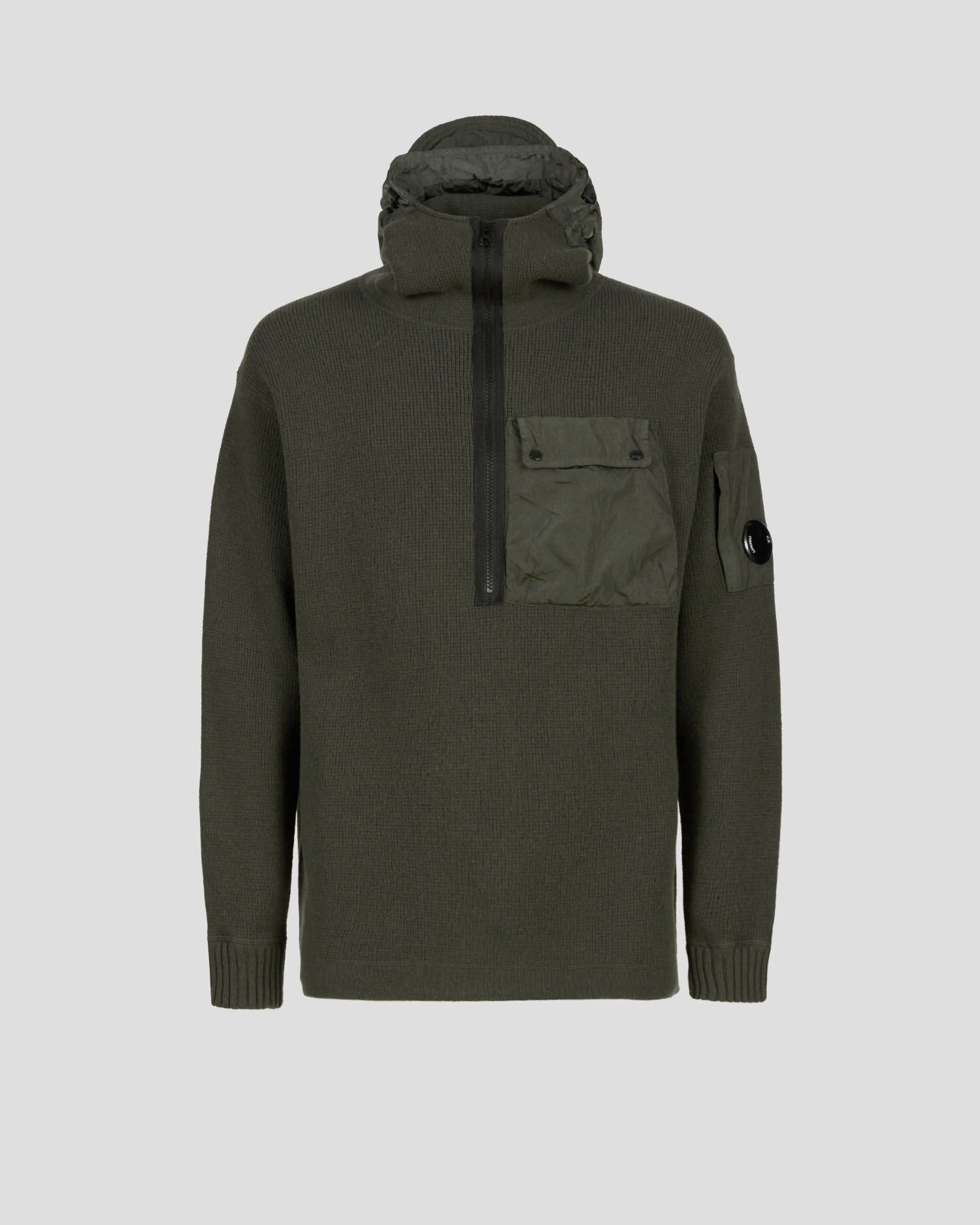 C.P. Company o1y1224 Hooded Sweater in Military Green Size US S / EU 44-46 / 1 - 1 Thumbnail