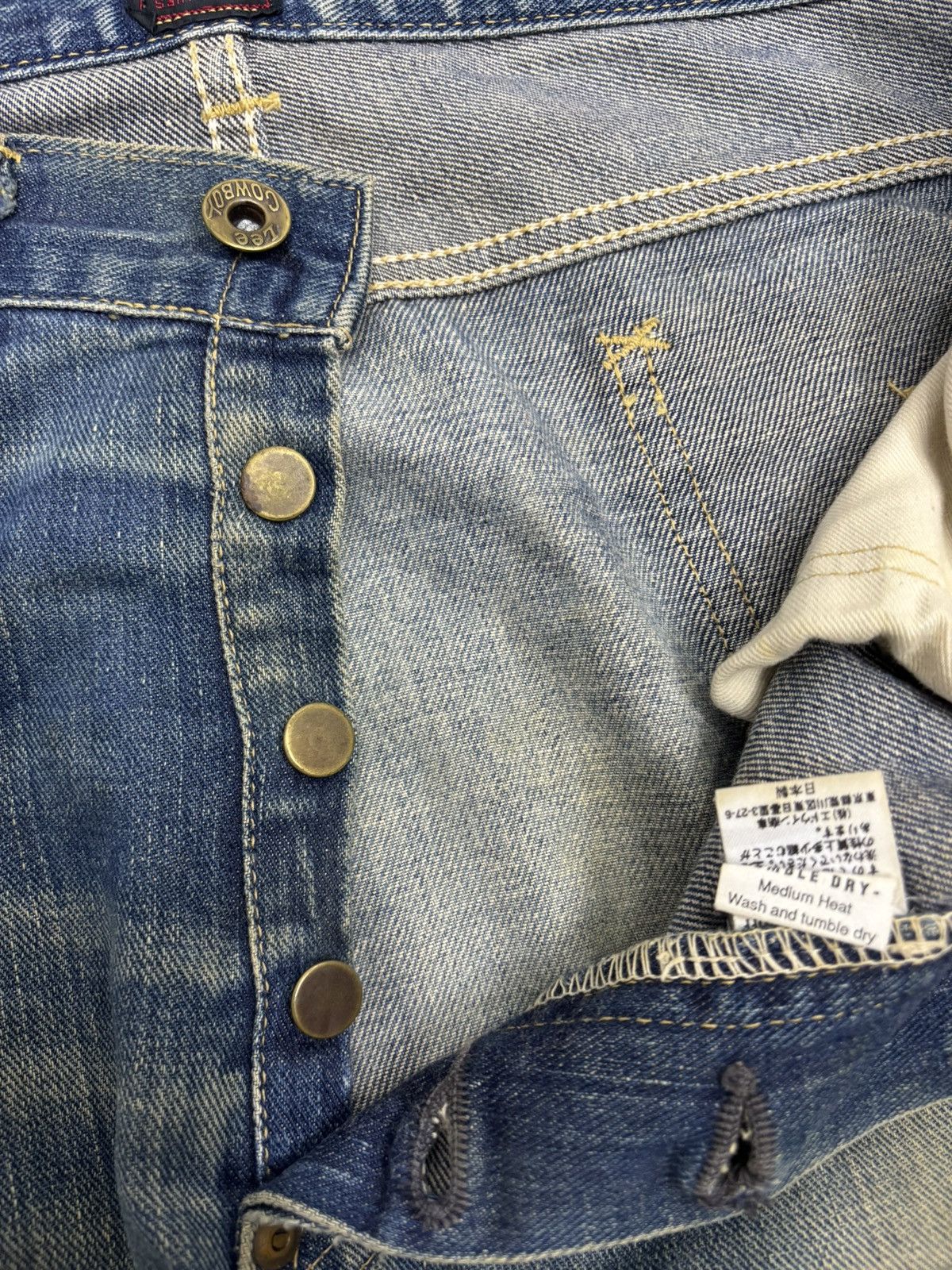 Lee 🔥Vintage Steal🔥Lee Cowboy Selvedge Denim Jeans Distressed Size US 31 - 14 Thumbnail