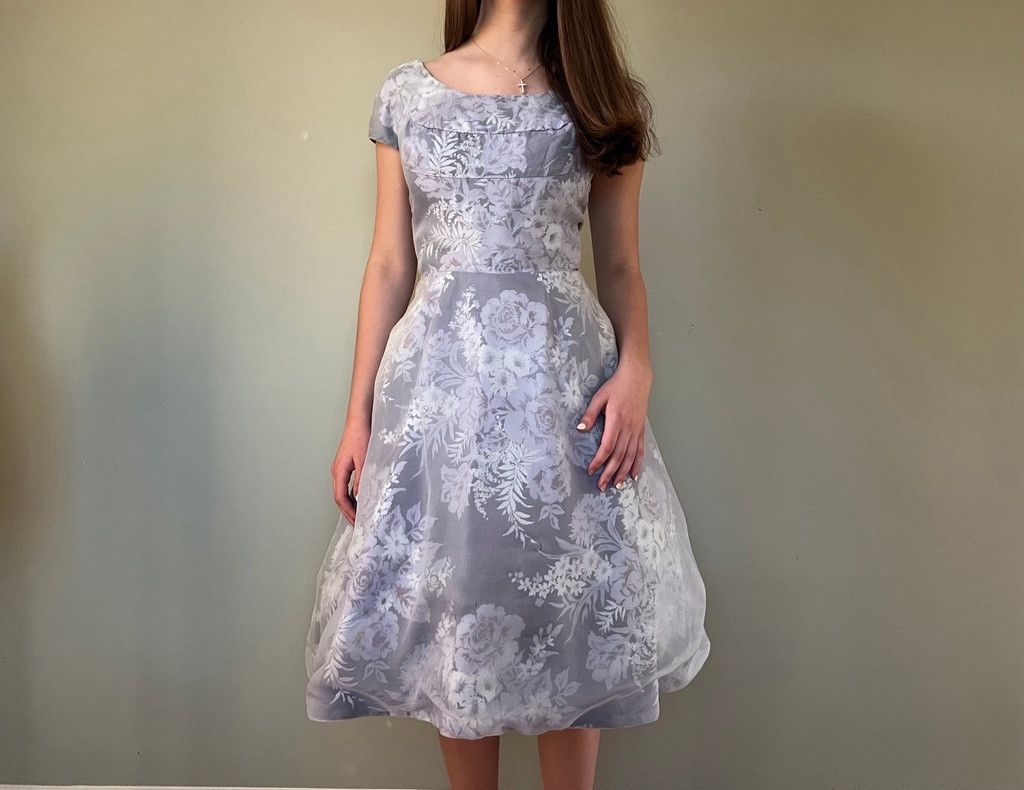 Vintage 1950s Vintage Womens Lavender Princess Cut Dress w/Tulle Size S / US 4 / IT 40 - 1 Thumbnail
