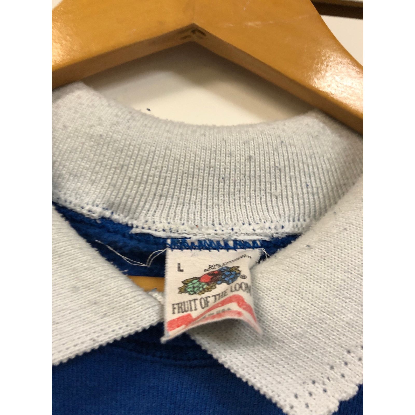 Fruit Of The Loom Vintage bird and flowers Sweatshirt size Large 1990s 80s Size US L / EU 52-54 / 3 - 6 Thumbnail