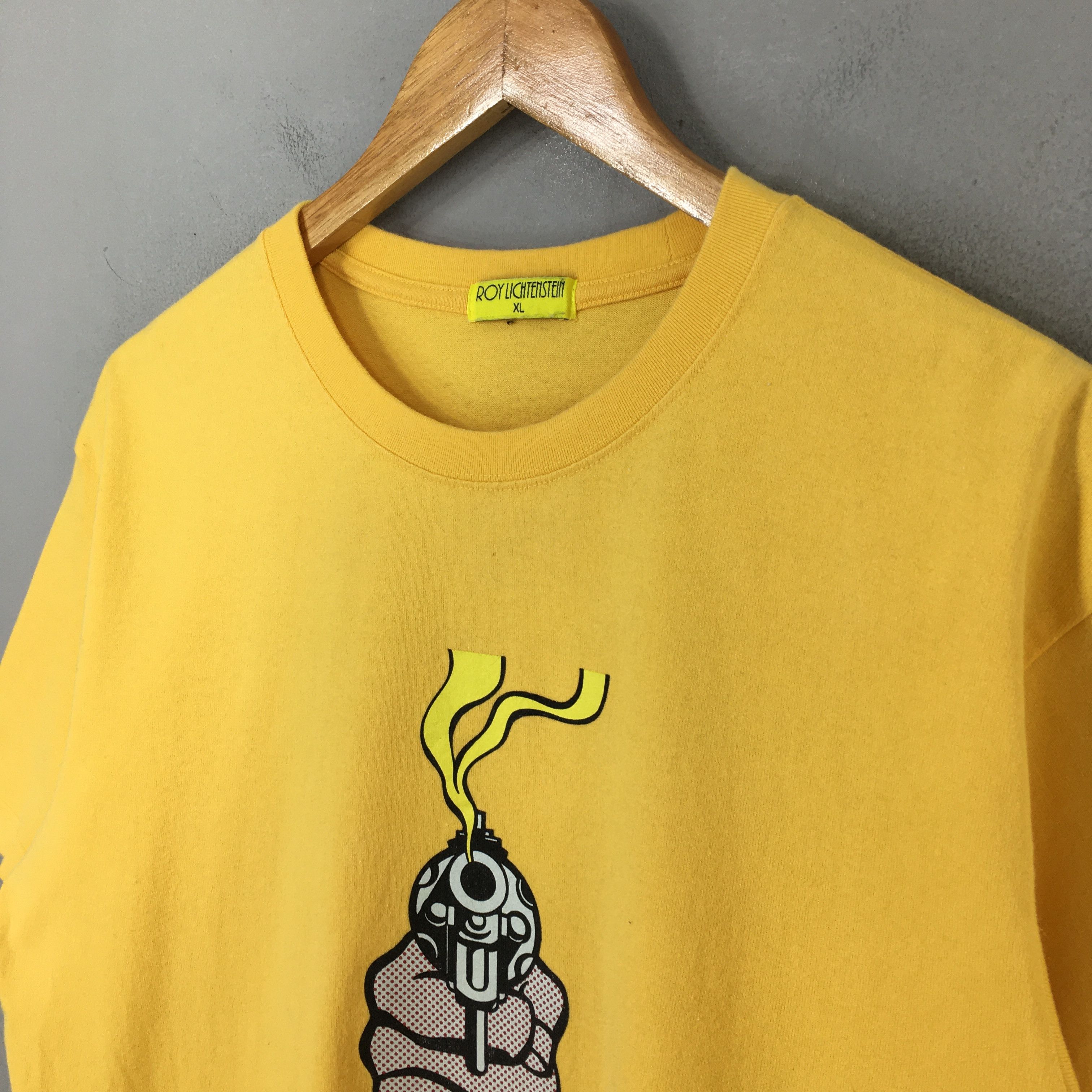Other Vintage Roy Lichtenstein Gun in America (1968) Art Tee XL Size US XL / EU 56 / 4 - 4 Thumbnail