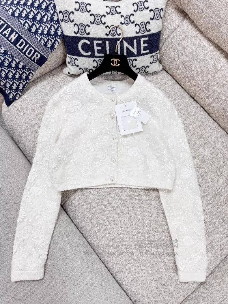 Chanel Chanel Sequin embroidery cardigan coat Size XS / US 0-2 / IT 36-38 - 1 Thumbnail