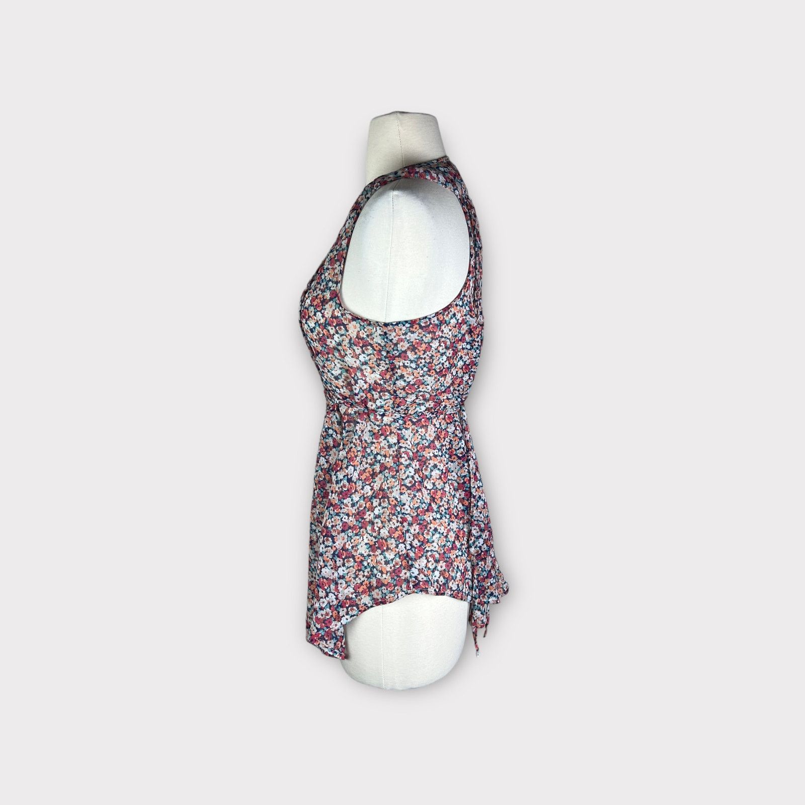 American Rag AMERICAN RAG | Floral Wispy Button Tie Sleeveless Top Size S / US 4 / IT 40 - 2 Thumbnail