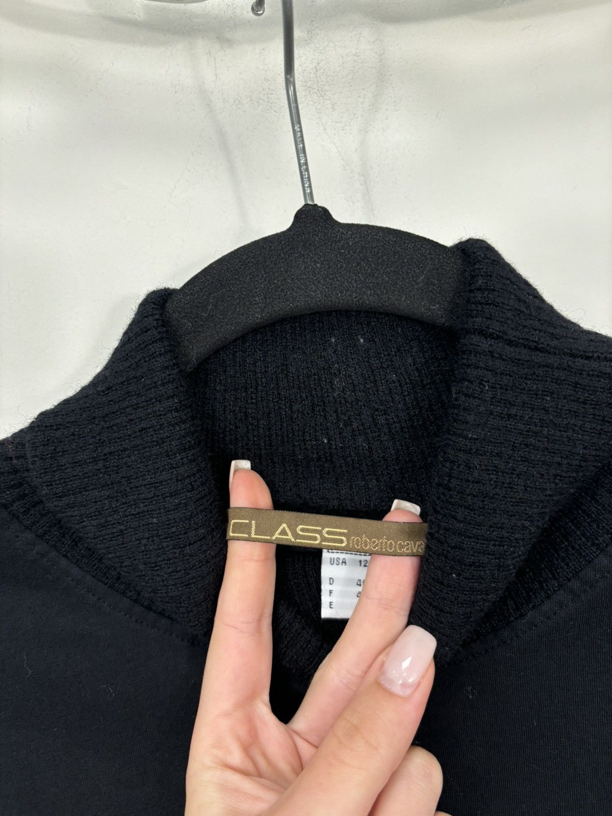 Cavalli Class Vintage Roberto Cavalli Class Embroidered Turtleneck Sweater Size L / US 10 / IT 46 - 5 Thumbnail