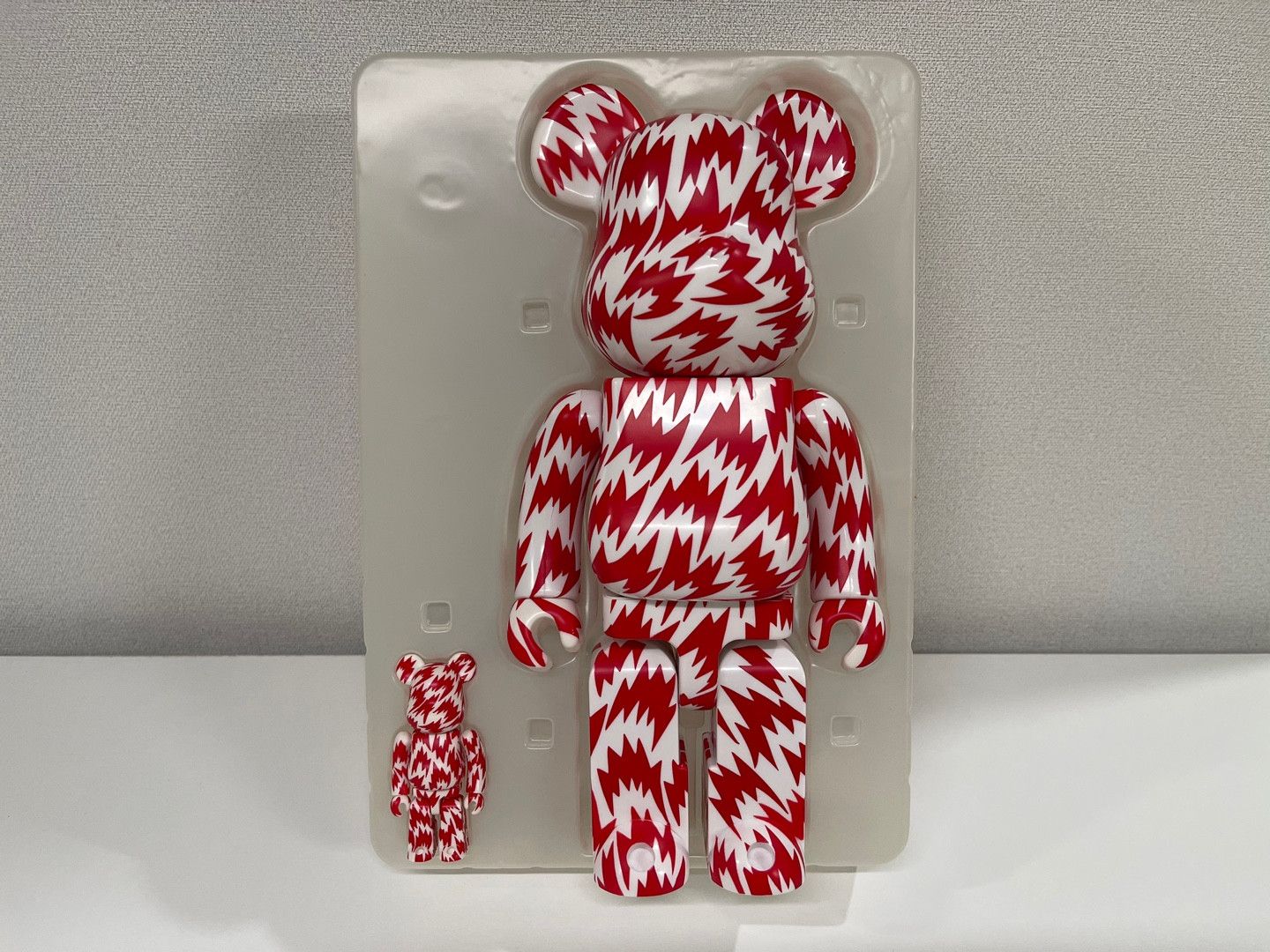 Medicom Toy ELEY KISHIMOTO x BE@RBRICK 100% & 400% MEDICOM TOY Size ONE SIZE - 2 Thumbnail