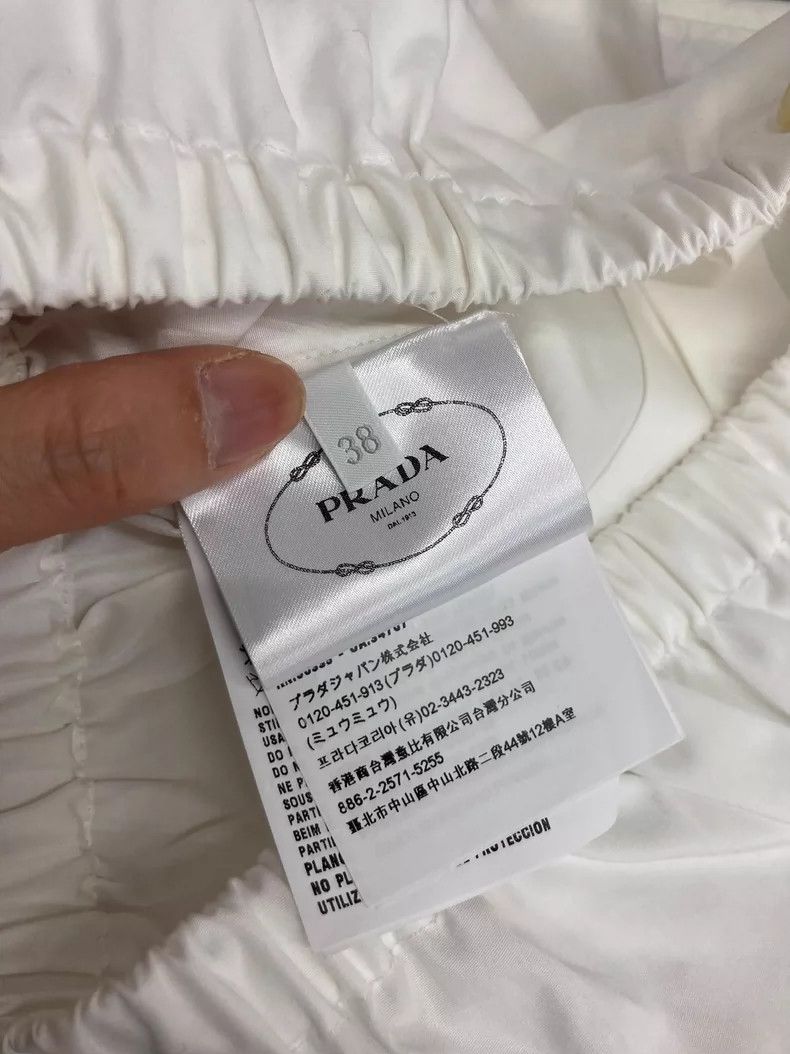 Prada Prada White short shirt Size XS / US 0-2 / IT 36-38 - 5 Thumbnail