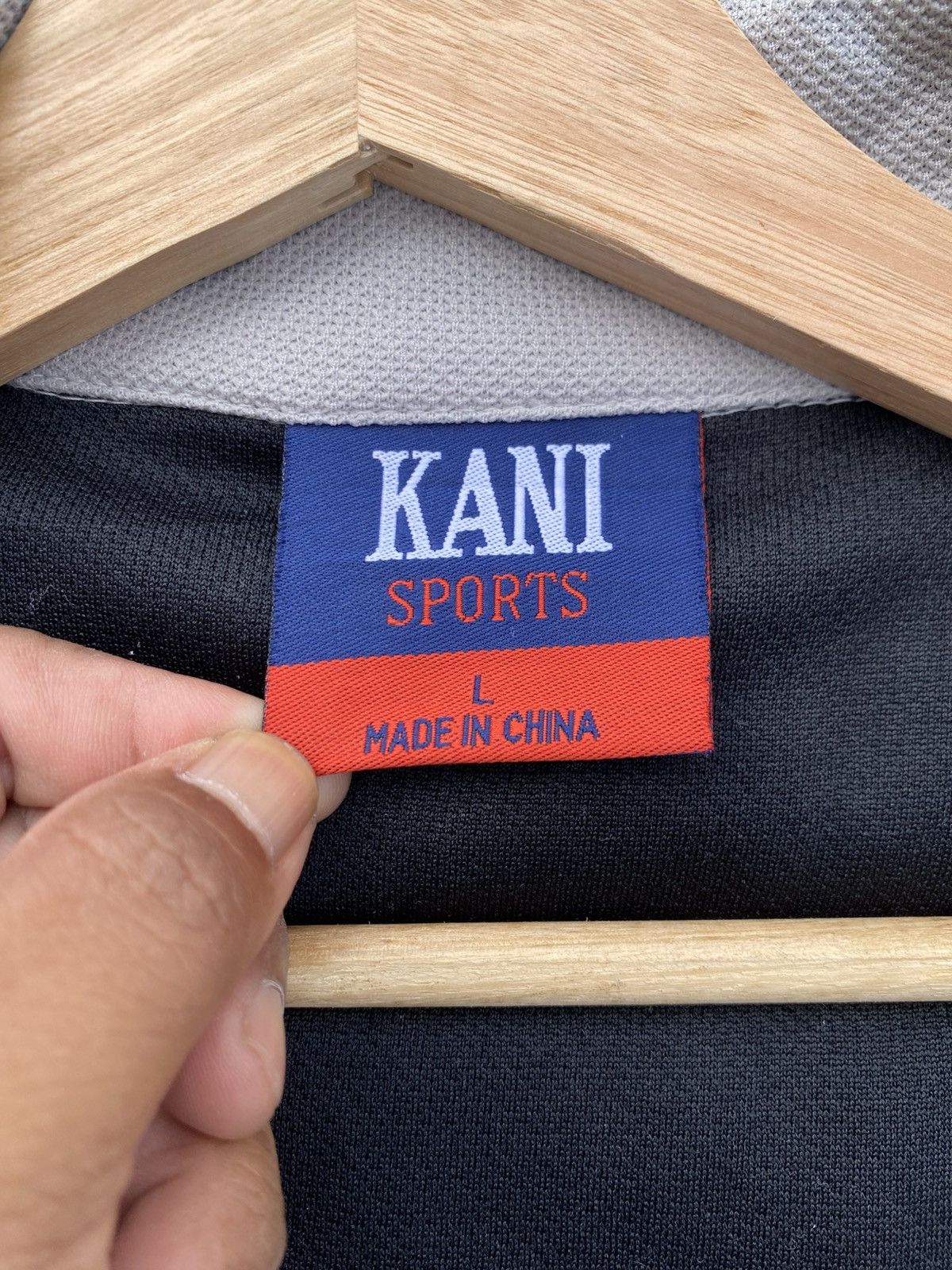Karl Kani Rare Vintage KANI Sport Zipped Sweater Size US L / EU 52-54 / 3 - 16 Thumbnail