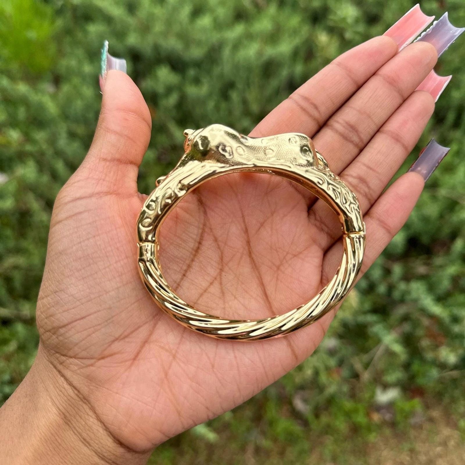 Handmade Vintage African gold tiger engraved bangle cuff Size ONE SIZE - 3 Thumbnail
