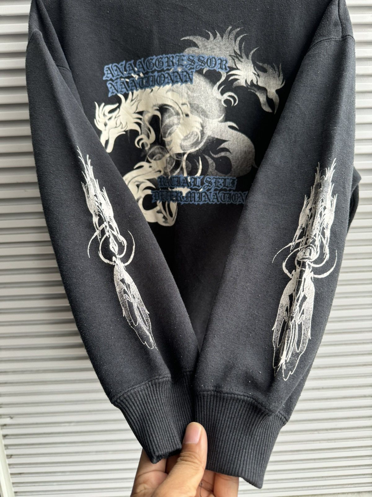 Japanese Brand Y2K Hill Crop Punk Skulls Riot Poem Crewneck Size US M / EU 48-50 / 2 - 5 Thumbnail