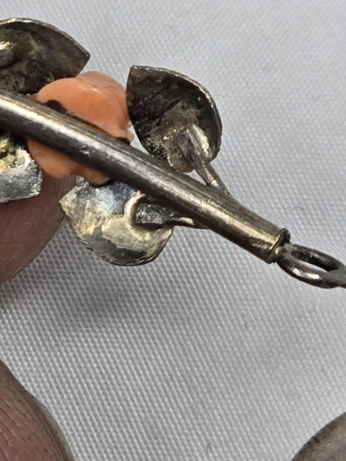 Antique Rivet Antique Sterling Silver Leaf Flower Bracelet Coral Roses Size ONE SIZE - 2 Thumbnail