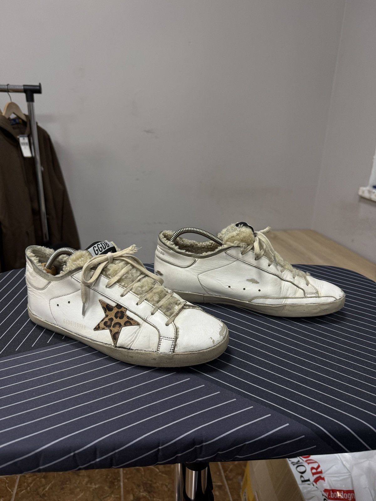 Golden Goose 🇮🇹 Golden Goose Superstar Leather Trainers GGDB Made in Italy Size US 9 / EU 42 - 2 Thumbnail