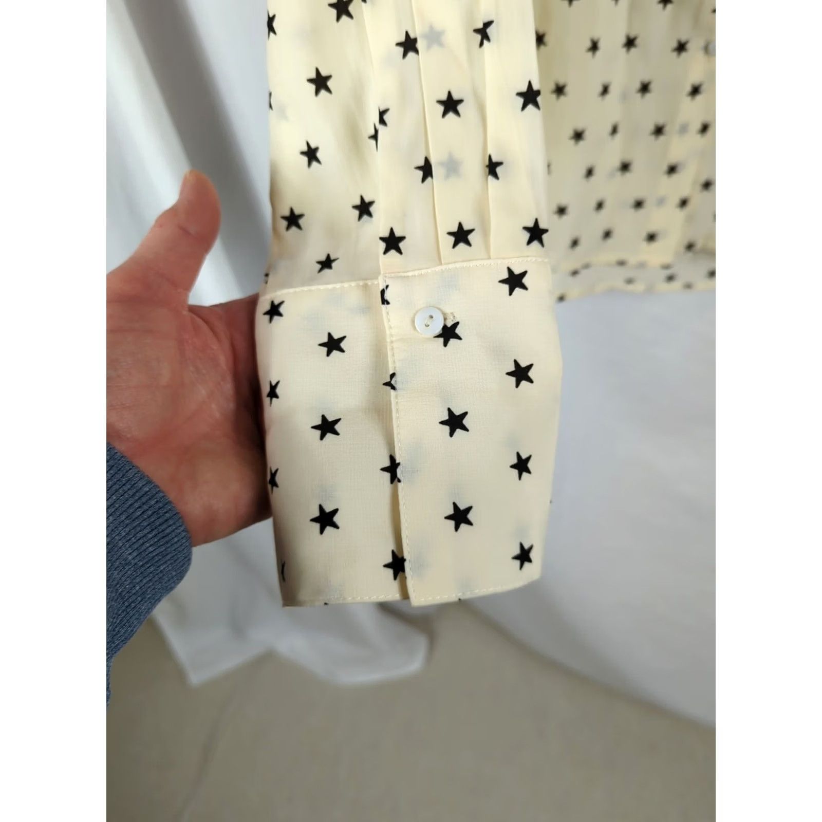 Vintage VINTAGE? No. Ellison Kali Blouse Womens Medium Beige Long Sleeve Polka Dot Star Accents Collared Button NYLON/Rayon Hand Wash Only Regular Fit Size M / US 6-8 / IT 42-44 - 4 Thumbnail