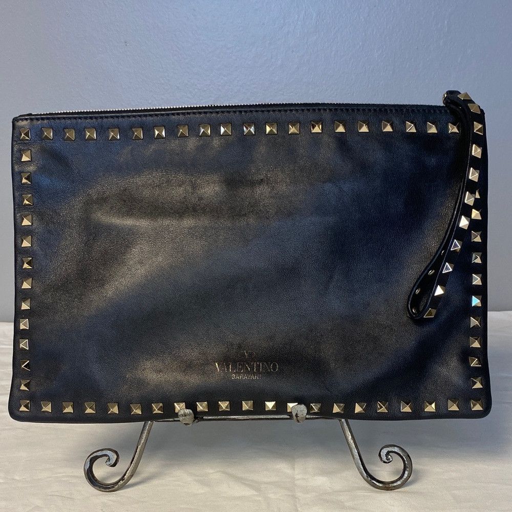 Valentino Valentino Garavani Rockstud Black Leather Pouch Size ONE SIZE - 1 Thumbnail