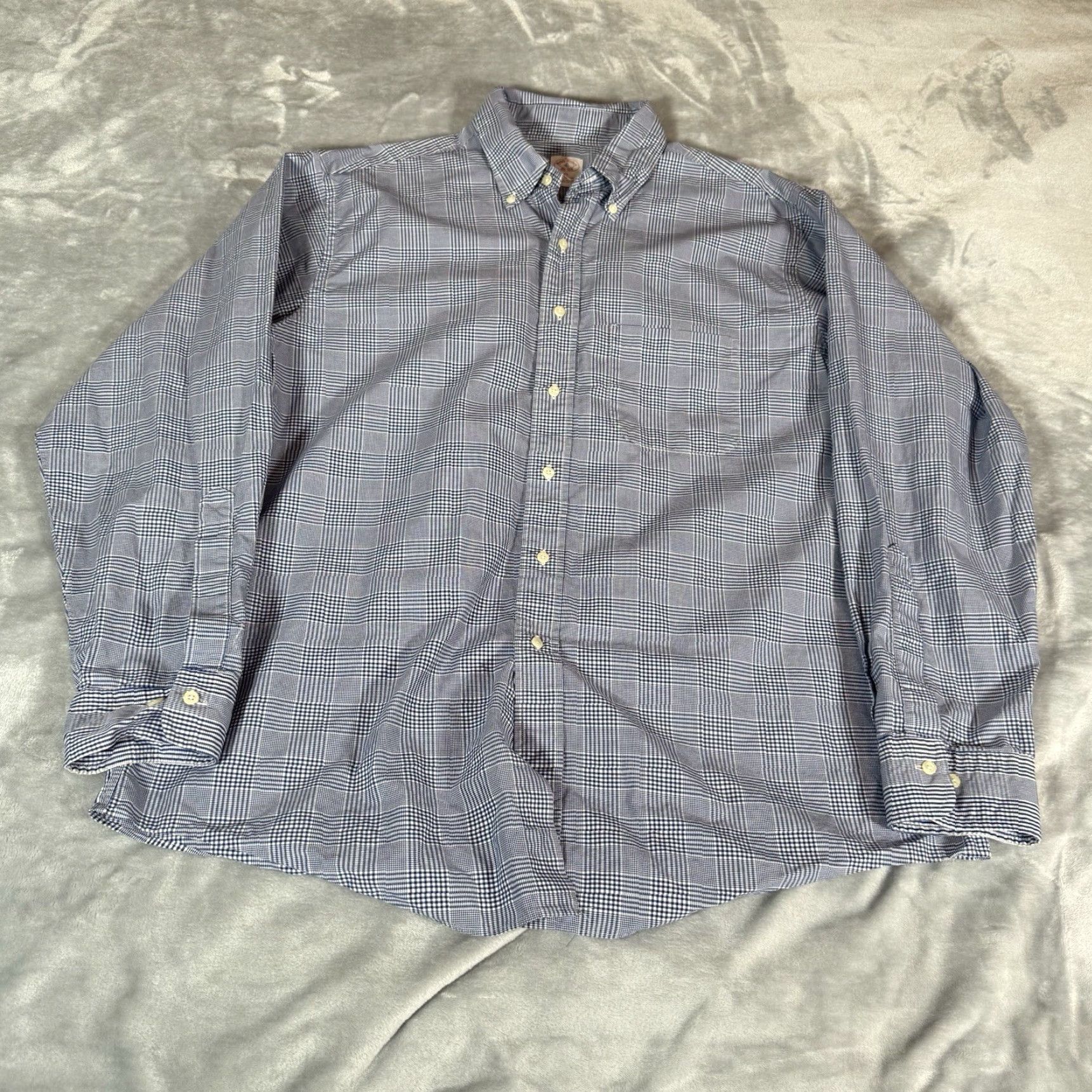 Brooks Brothers VINTAGE Brooks Brothers Madison Plaid Button-Up Shirt Mens XL Blue Checkered Made In USA Size US XL / EU 56 / 4 - 3 Thumbnail