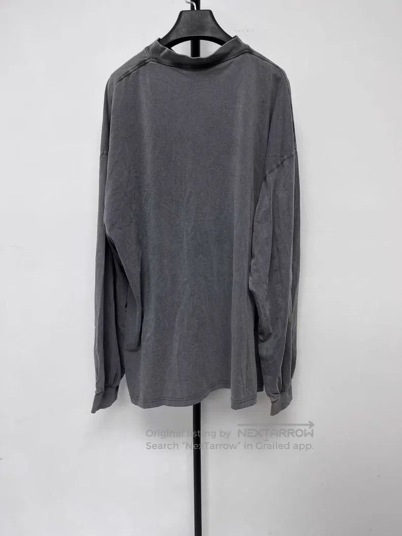Balenciaga Balenciaga Letter Printed Pattern Round Neck Long Sleeve T Size US XL / EU 56 / 4 - 2 Thumbnail