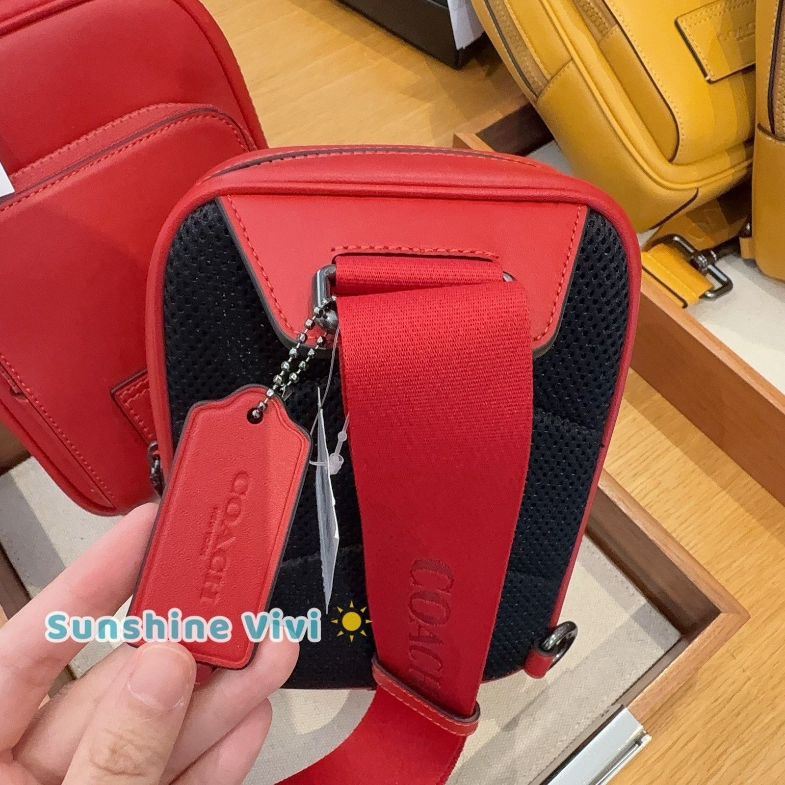 Coach NWT Coach Racer Sling Pack CX071 Smooth leather Bold Red Size ONE SIZE - 5 Thumbnail