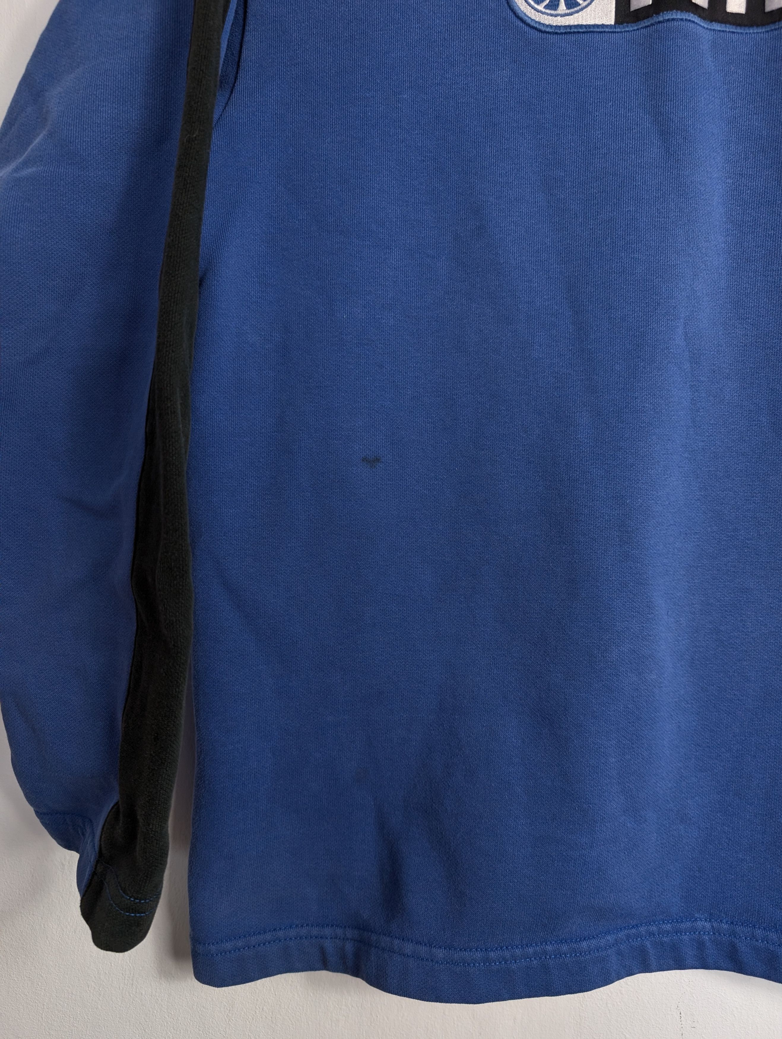 Nike Vintage Nike V-Neck Blue Sweatshirt 90s Retro Y2K Boxy Size US S / EU 44-46 / 1 - 5 Thumbnail