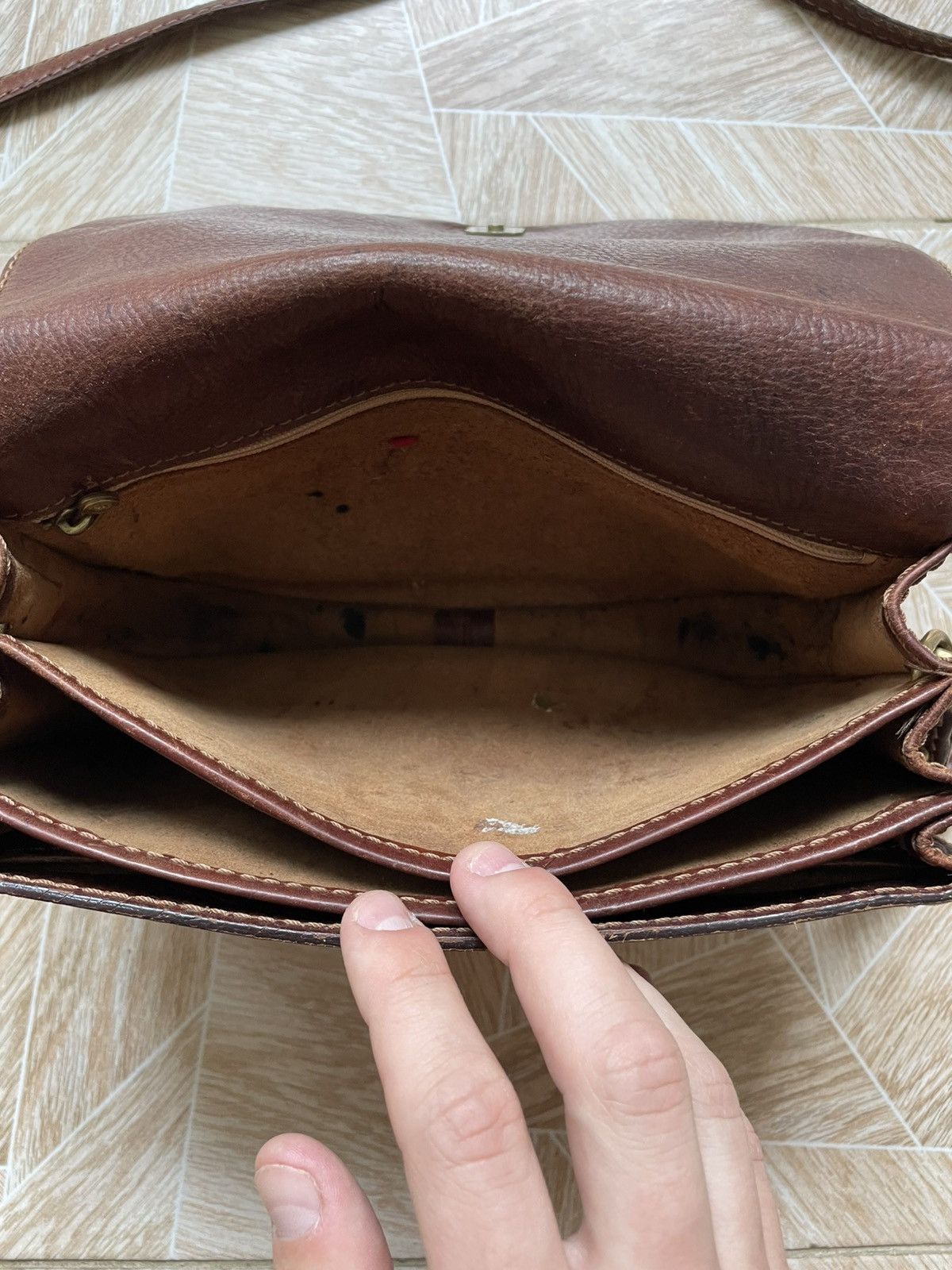Vintage Archive Vintage Italy The Bridge Brown Leather Shoulder Bag Size ONE SIZE - 14 Thumbnail