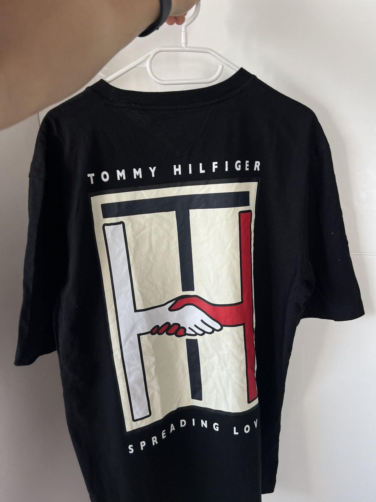 Tommy Hilfiger ‼️TOMMY HILFIGER CAPSULE COLLECTION “One Planet” Big Logo Tee Size US XXL / EU 58 / 5 - 3 Thumbnail