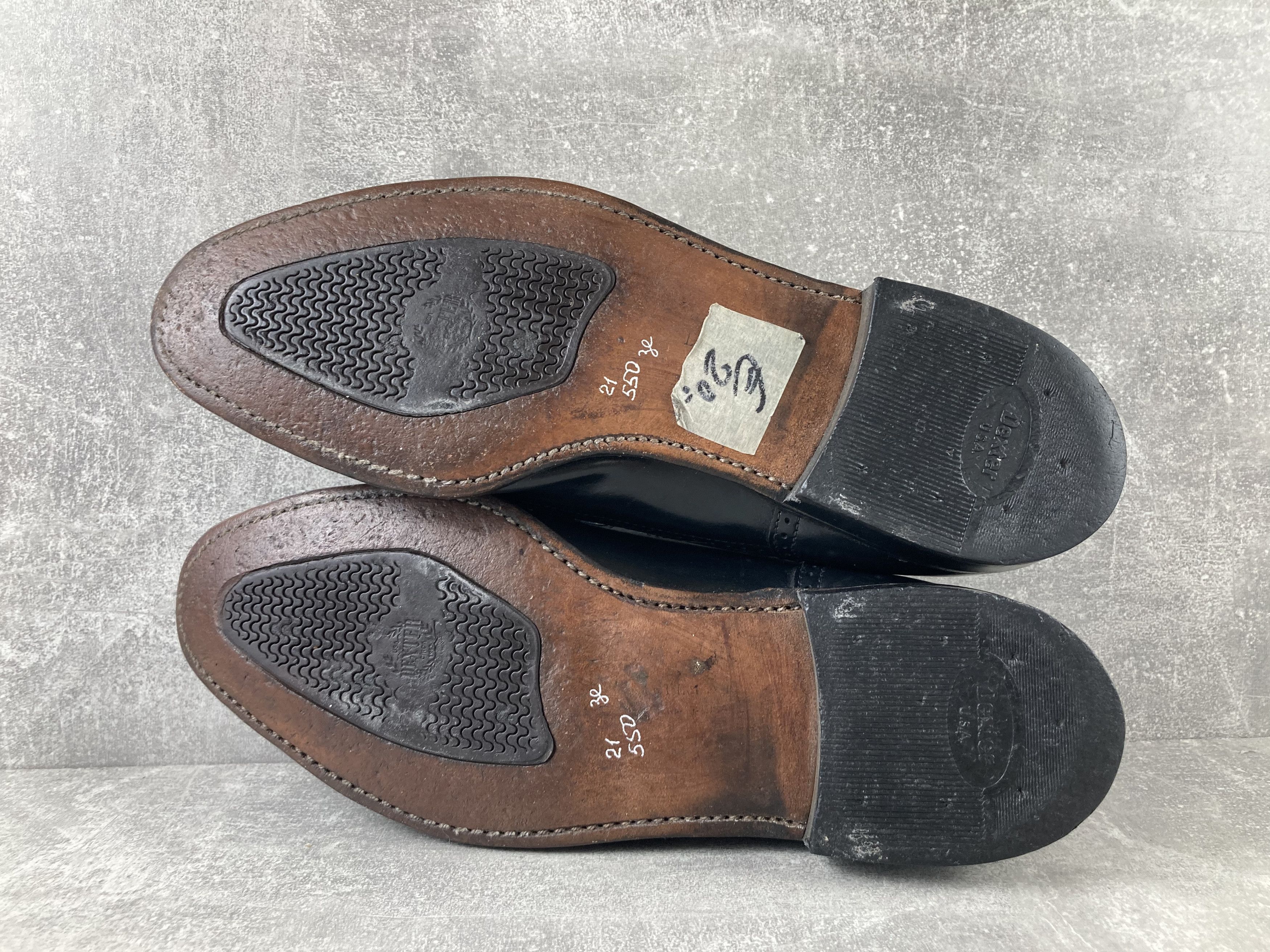 Genuine Leather Black leather tassal luxury old money brogue loafers shoes Size US 7 / EU 40 - 6 Thumbnail