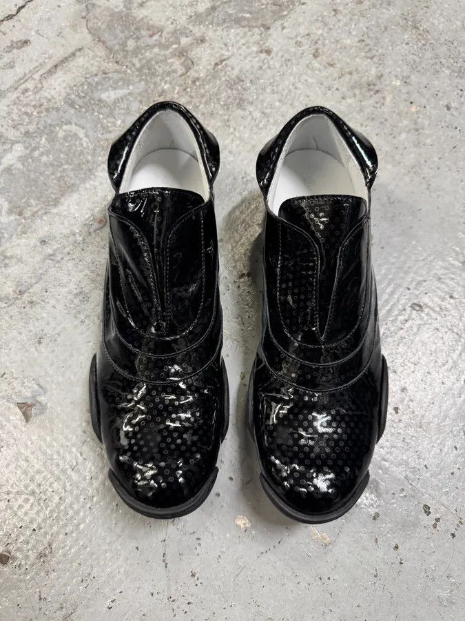 Marithe + Francois Girbaud Marithé + François Girbaud Circle Black Leather Low Top Sneakers Size US 7 / IT 37 - 3 Thumbnail
