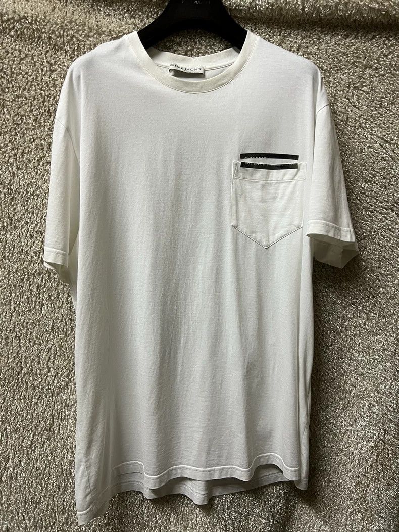 Givenchy Givenchy Men's Short Sleeve T-Shirt Size US L / EU 52-54 / 3 - 1 Thumbnail