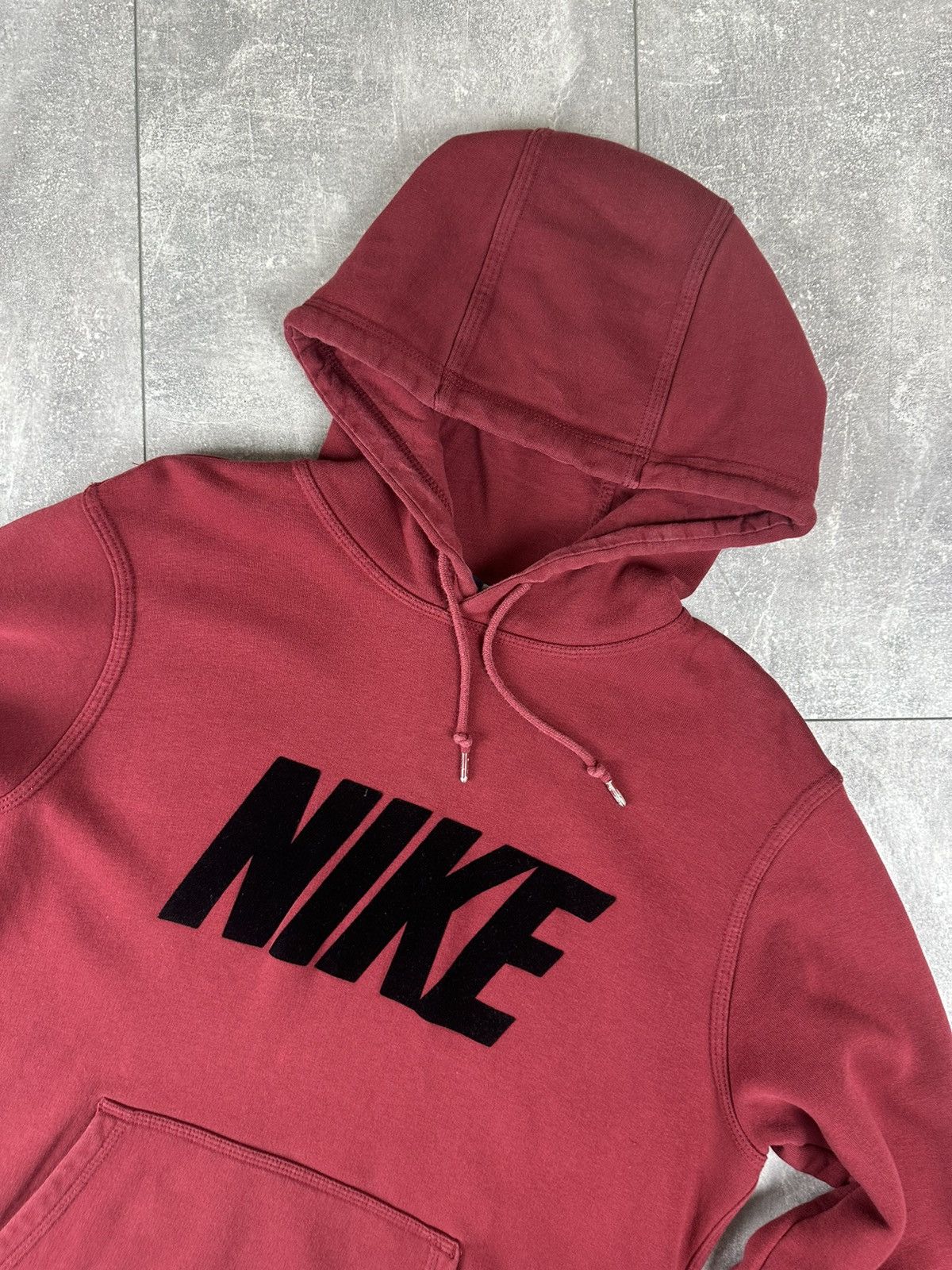 Nike Mens Nike Overprint Logo Burgundy Velour Hoodie Size US M / EU 48-50 / 2 - 3 Thumbnail